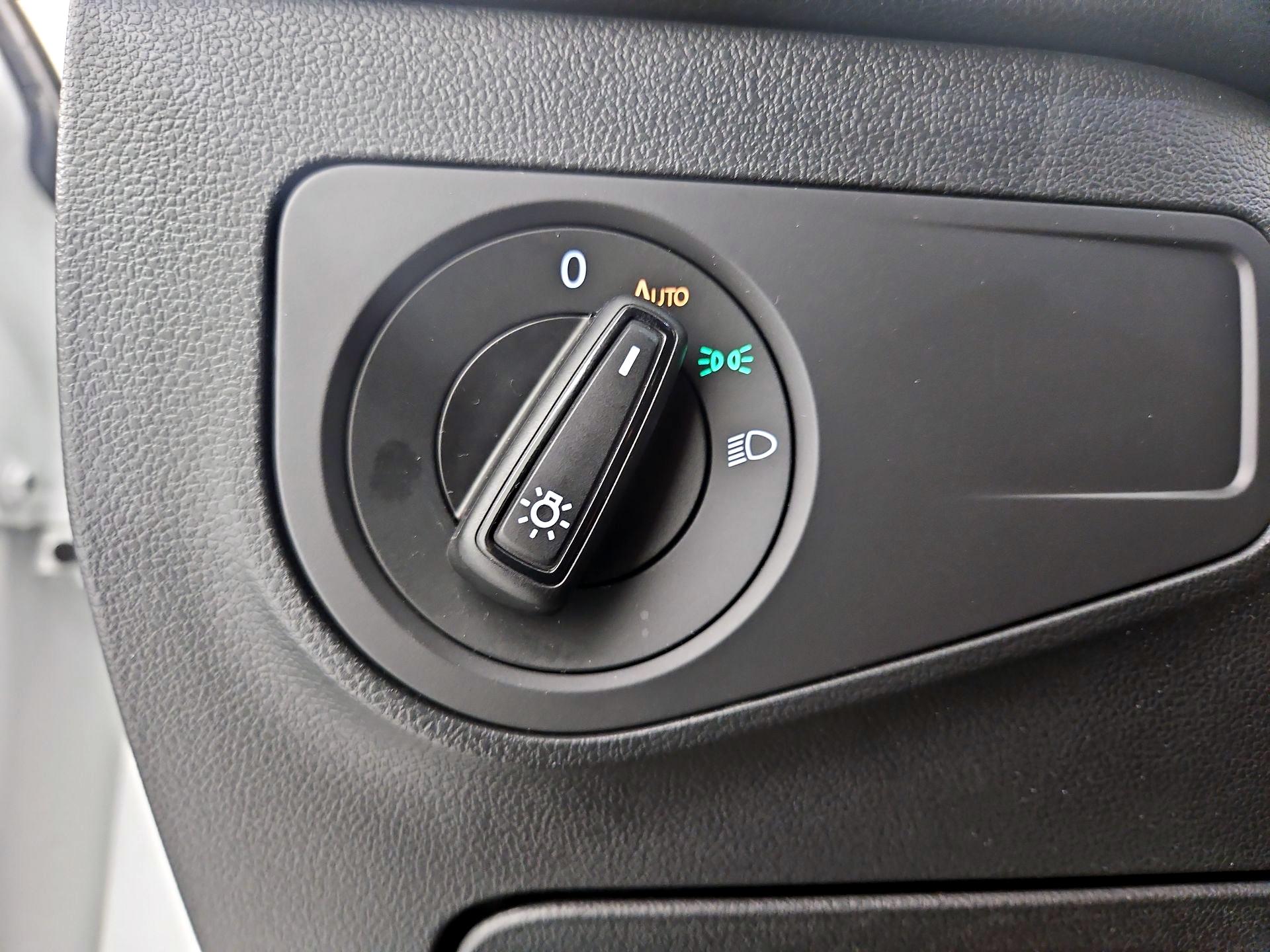 Thumbnail: 2024 Volkswagen Tiguan - 13