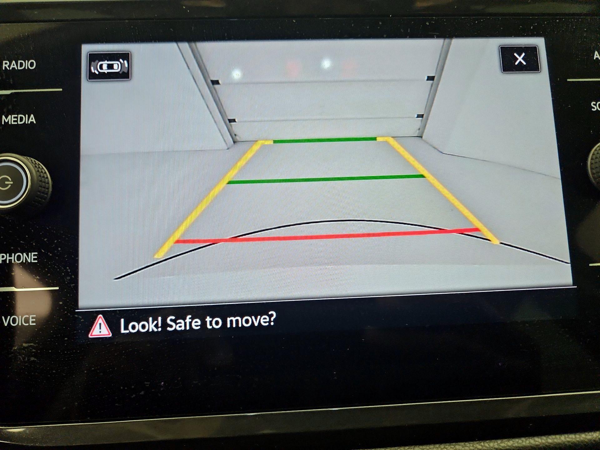 Thumbnail: 2024 Volkswagen Tiguan - 14