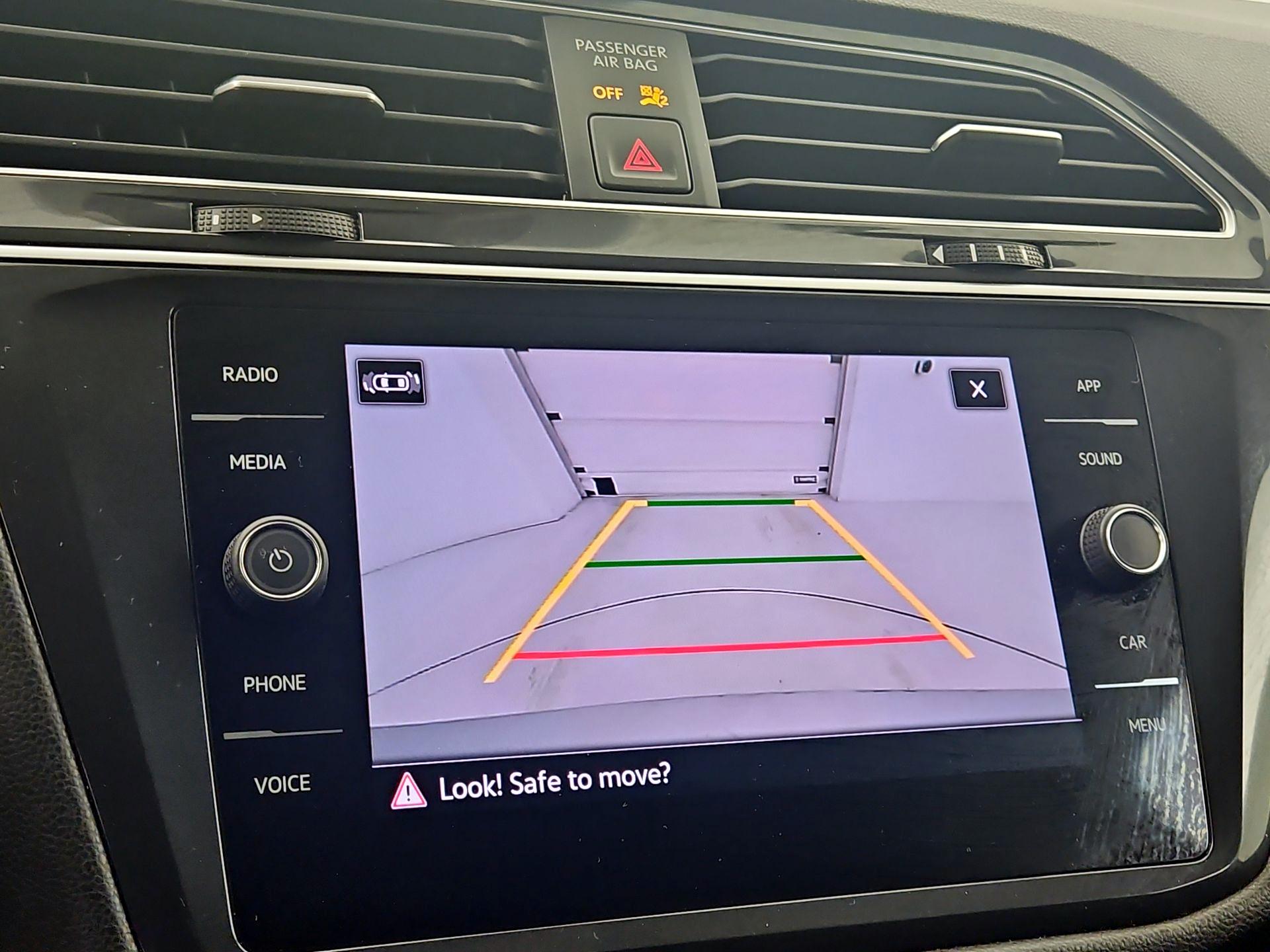 Thumbnail: 2024 Volkswagen Tiguan - 14