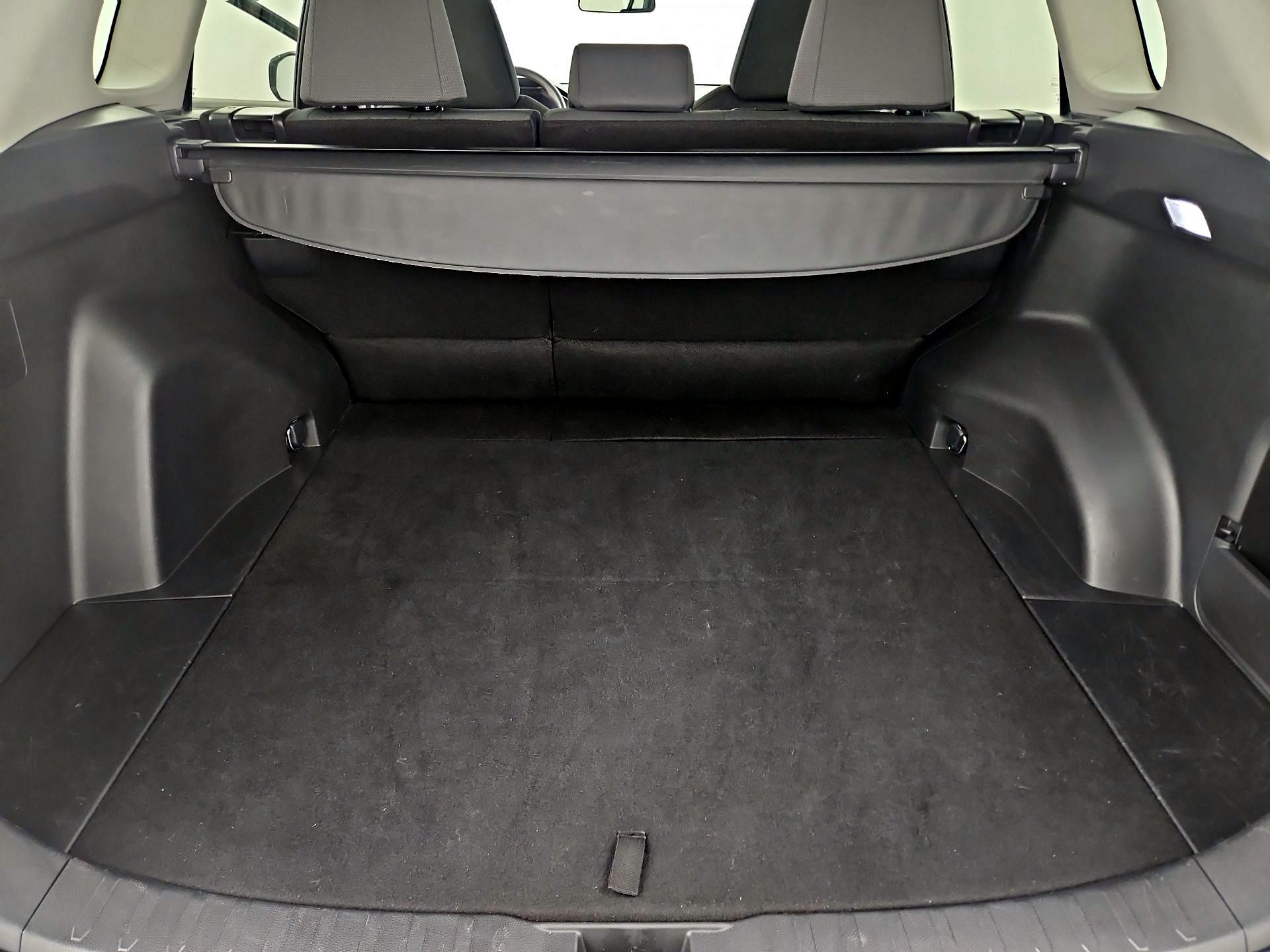 Thumbnail: 2023 Toyota RAV4 - 20