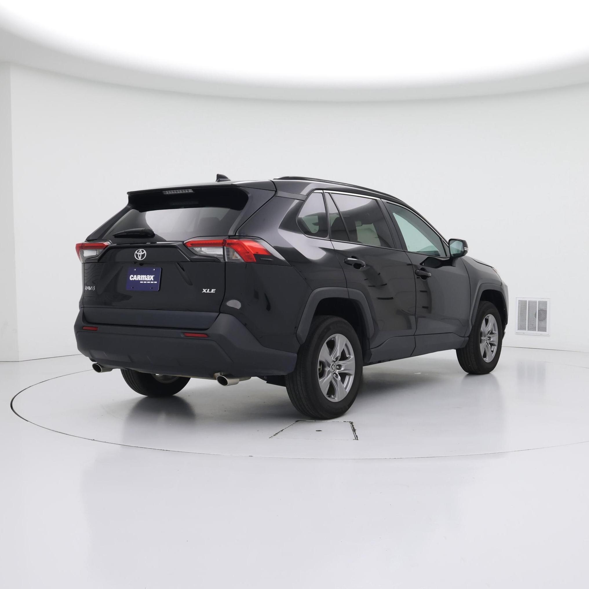 Thumbnail: 2023 Toyota RAV4 - 8