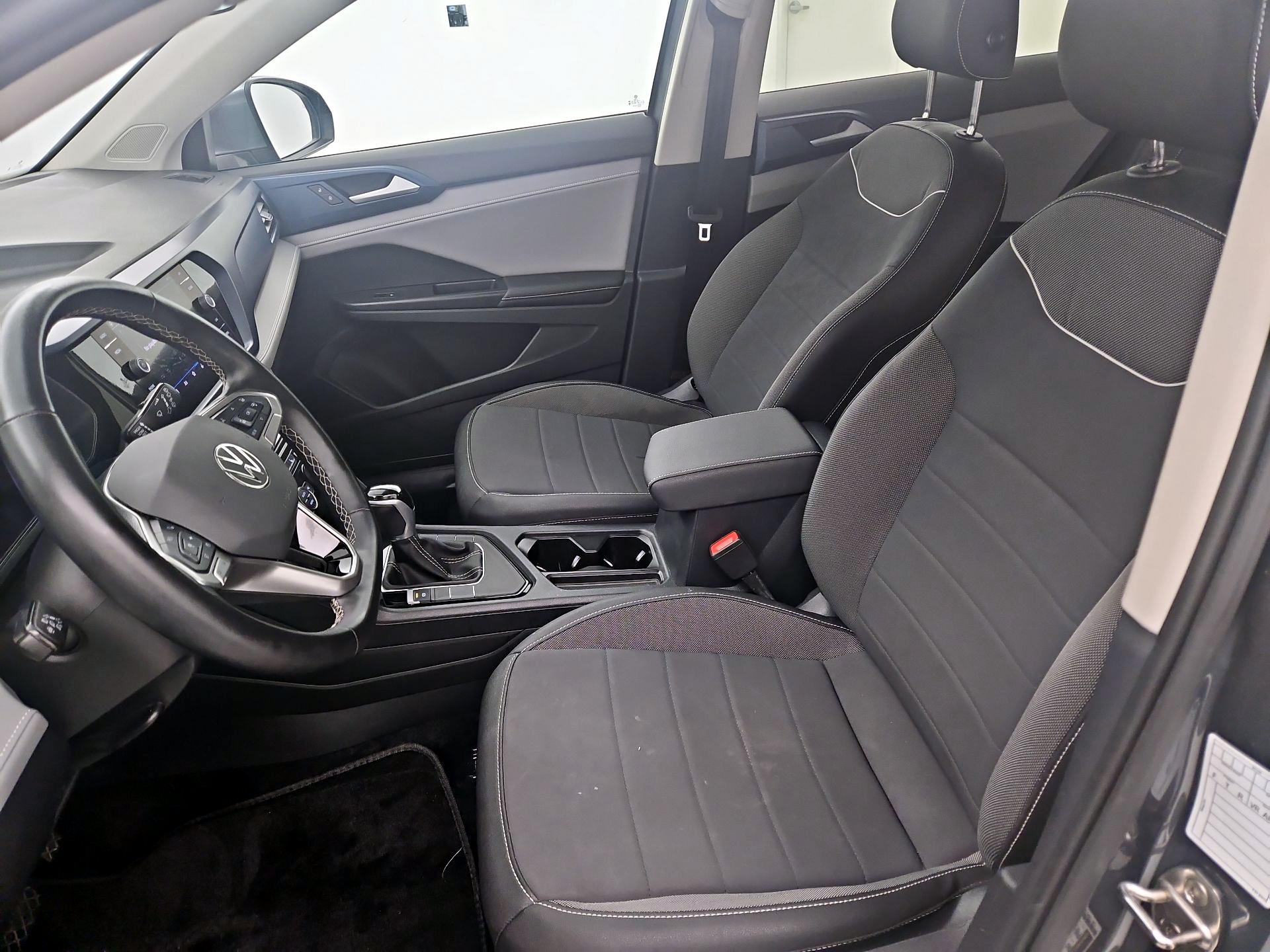 Thumbnail: 2024 Volkswagen Taos - 11