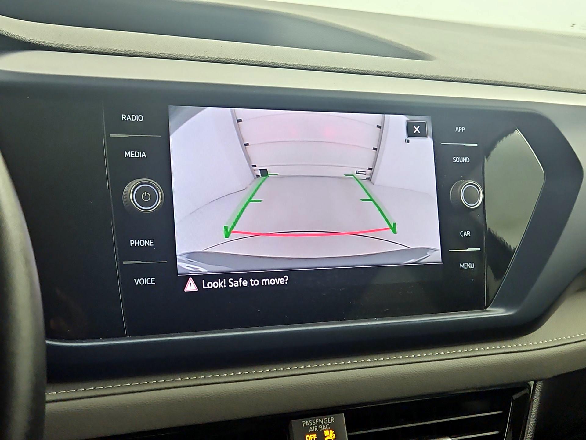 Thumbnail: 2024 Volkswagen Taos - 14