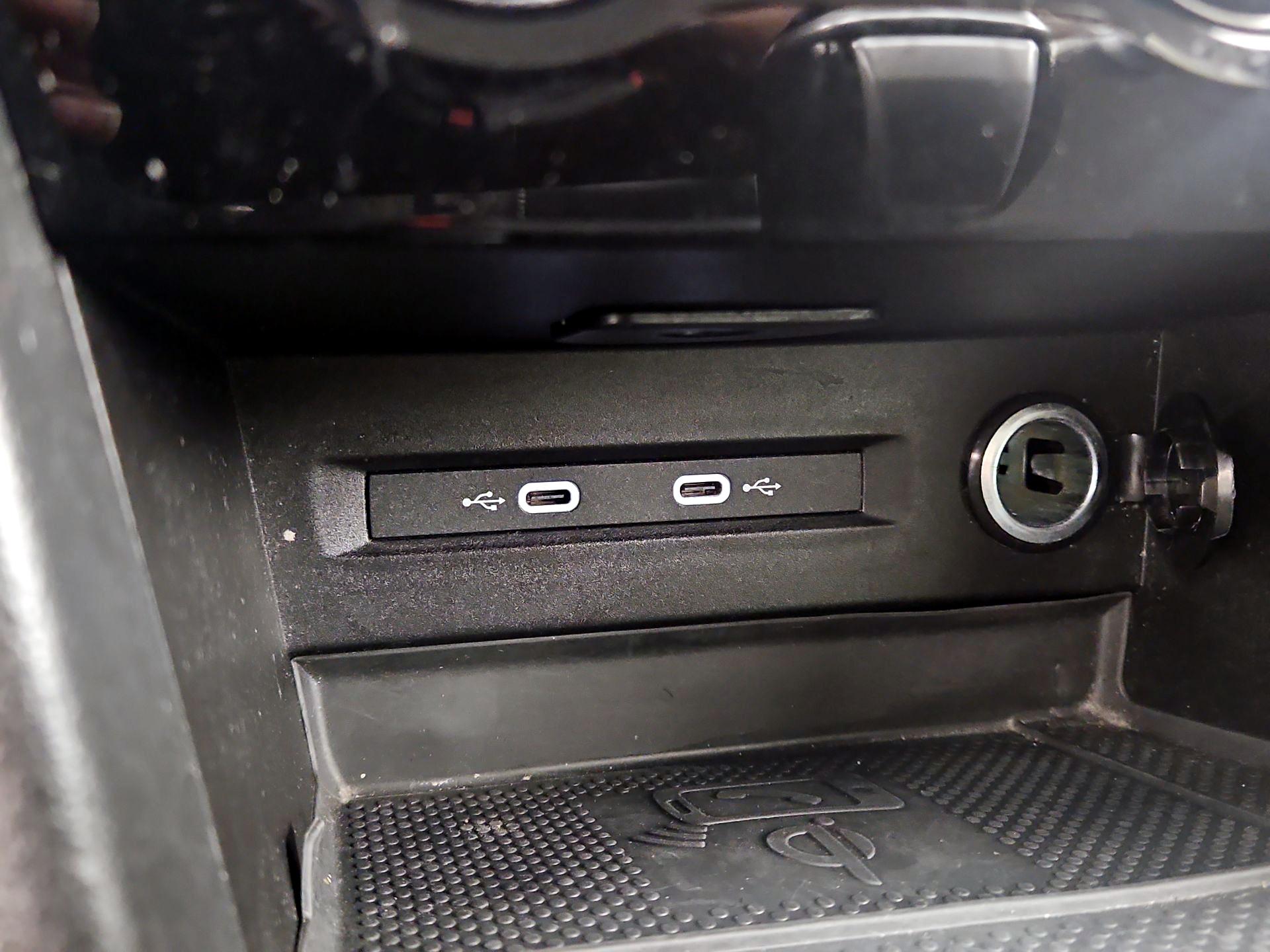 Thumbnail: 2024 Volkswagen Taos - 18