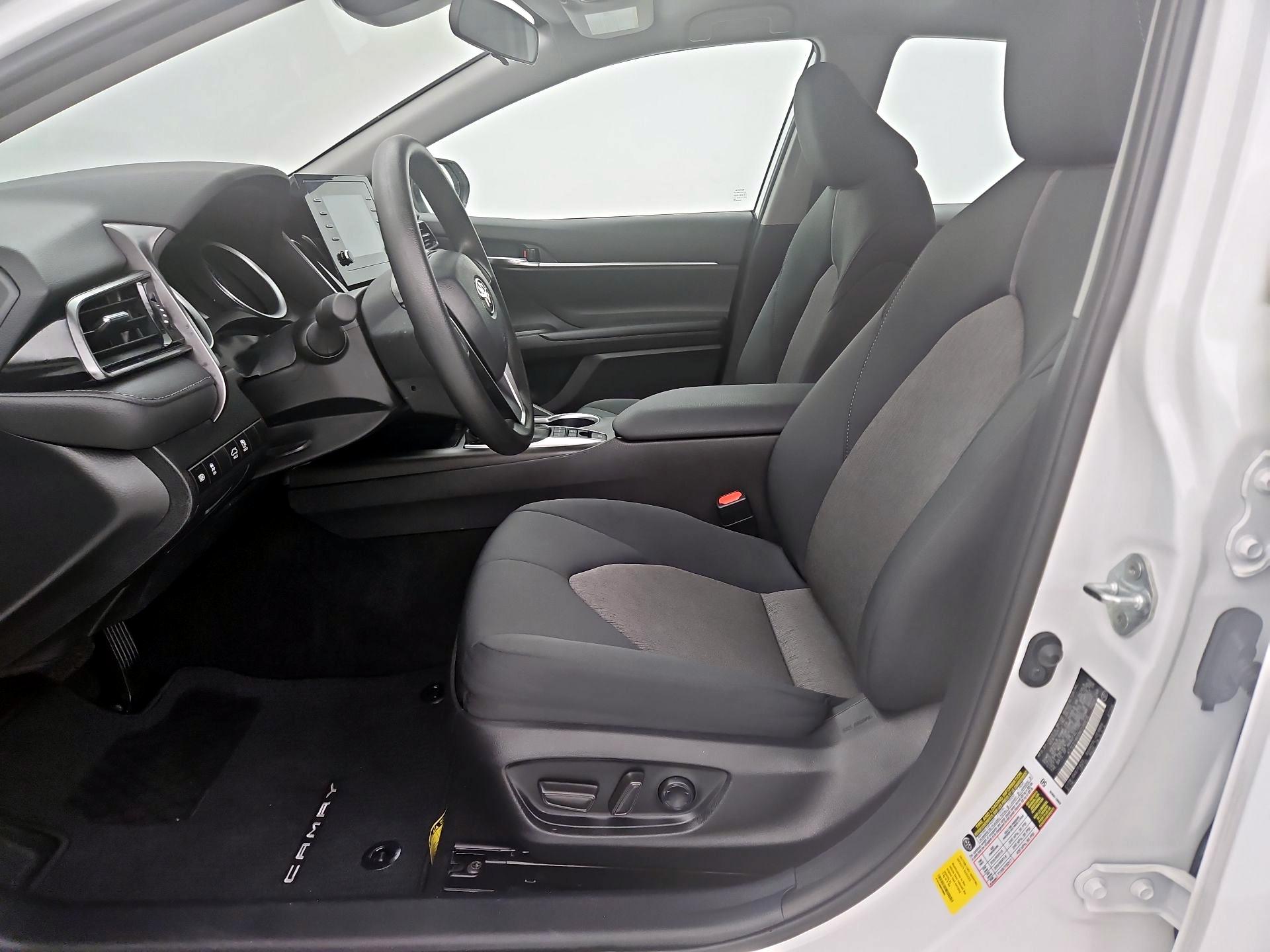 Thumbnail: 2022 Toyota Camry - 11