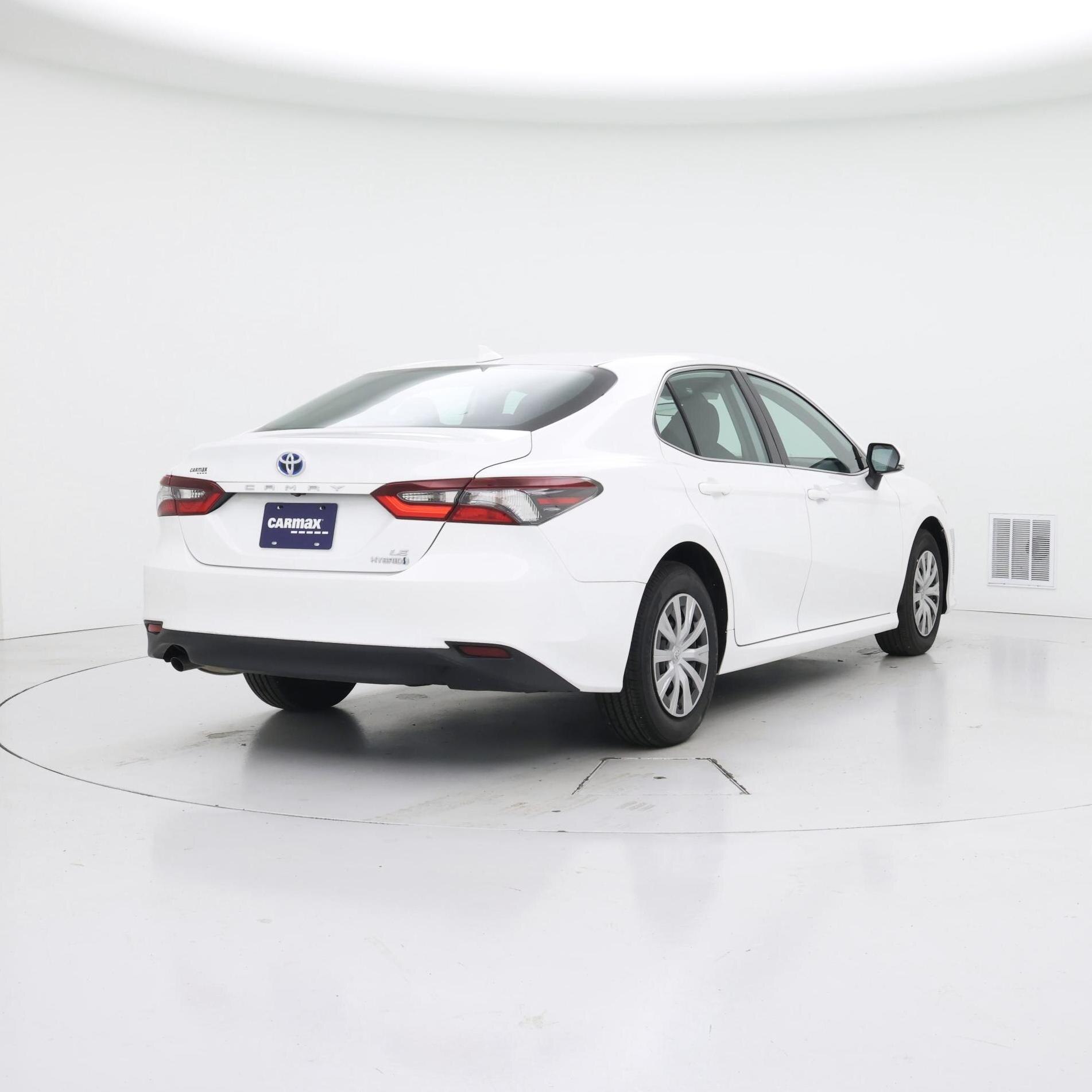 Thumbnail: 2022 Toyota Camry - 8