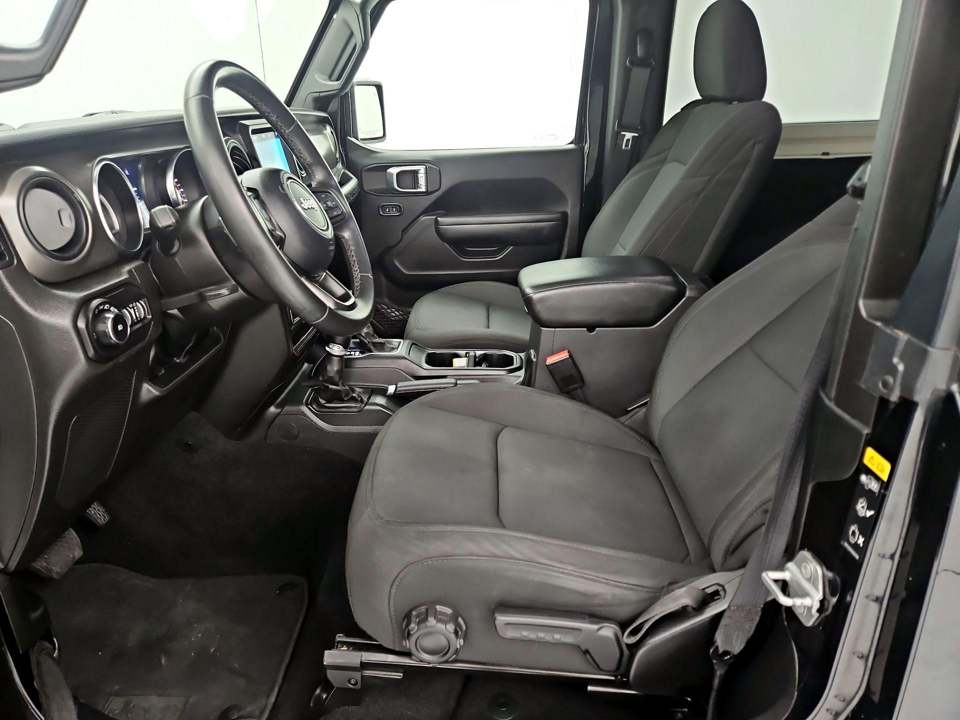 Thumbnail: 2021 Jeep Wrangler - 11