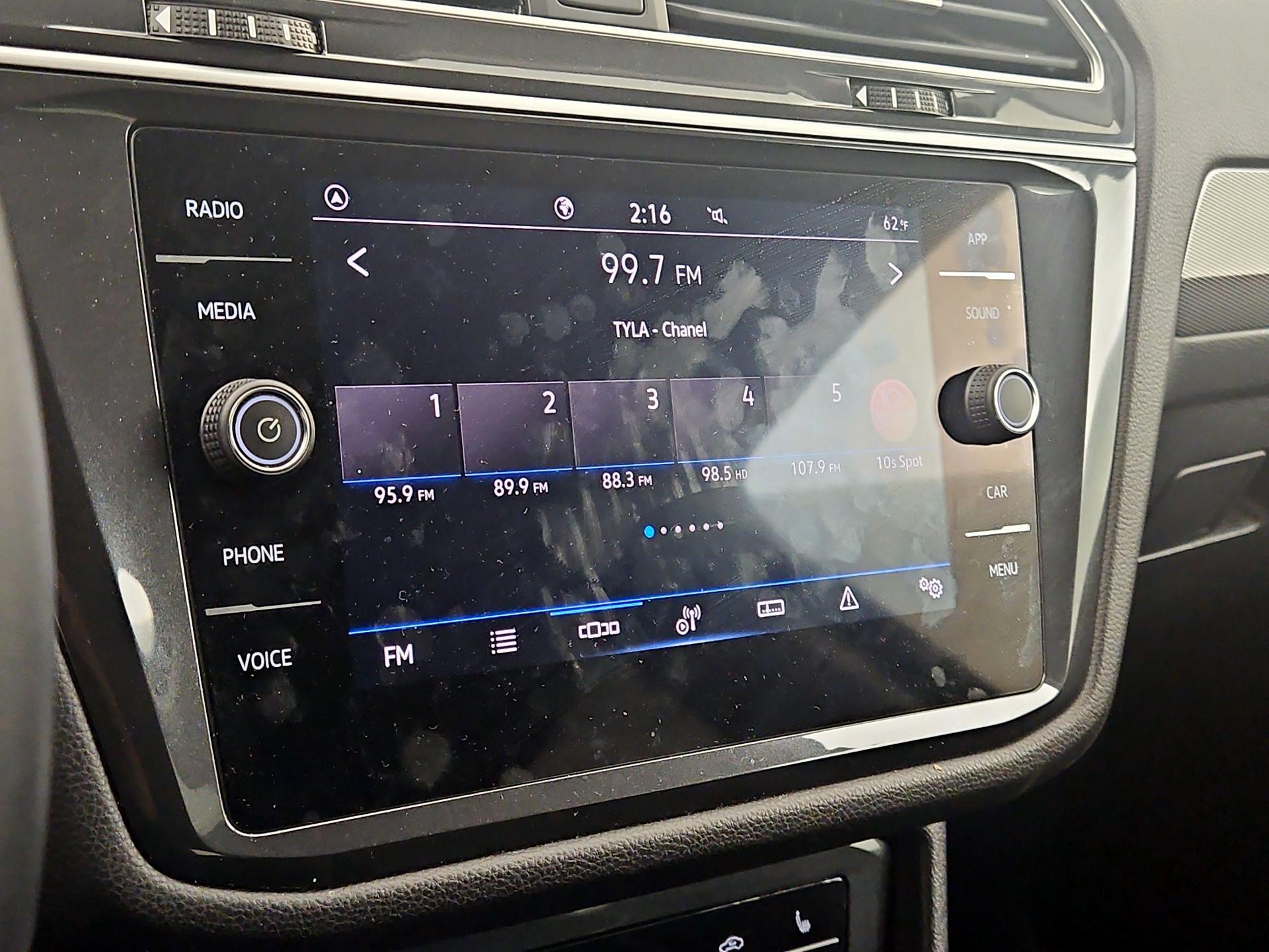 Thumbnail: 2024 Volkswagen Tiguan - 15