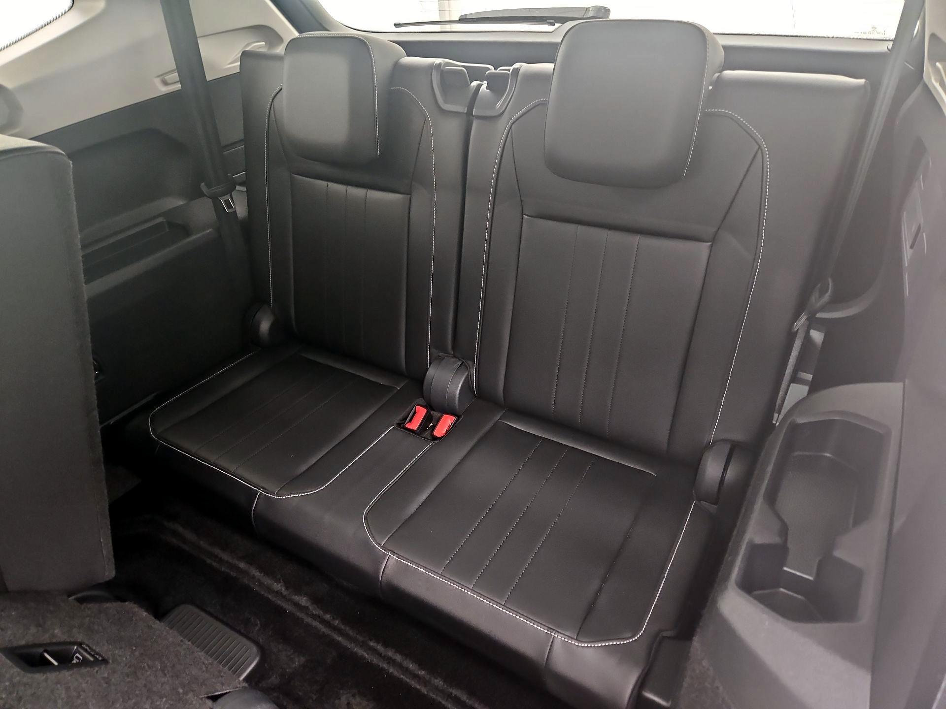 Thumbnail: 2024 Volkswagen Tiguan - 20