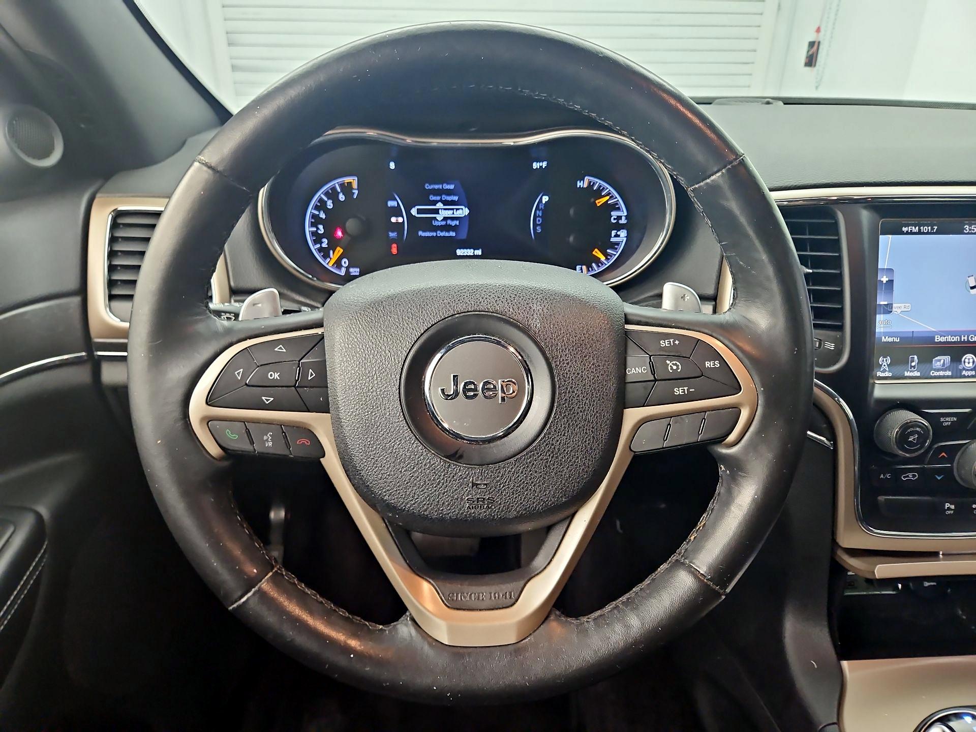 Thumbnail: 2015 Jeep Grand Cherokee - 10