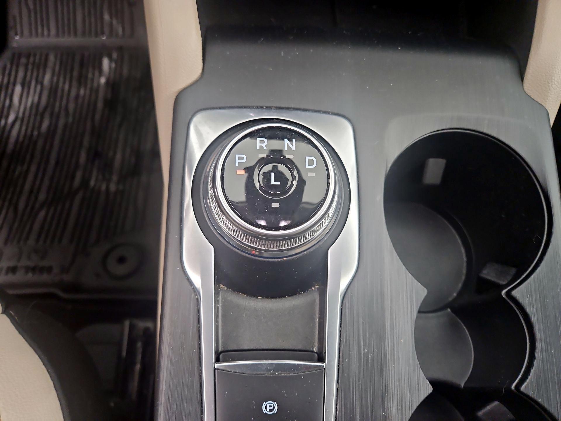 Thumbnail: 2022 Ford Escape - 17