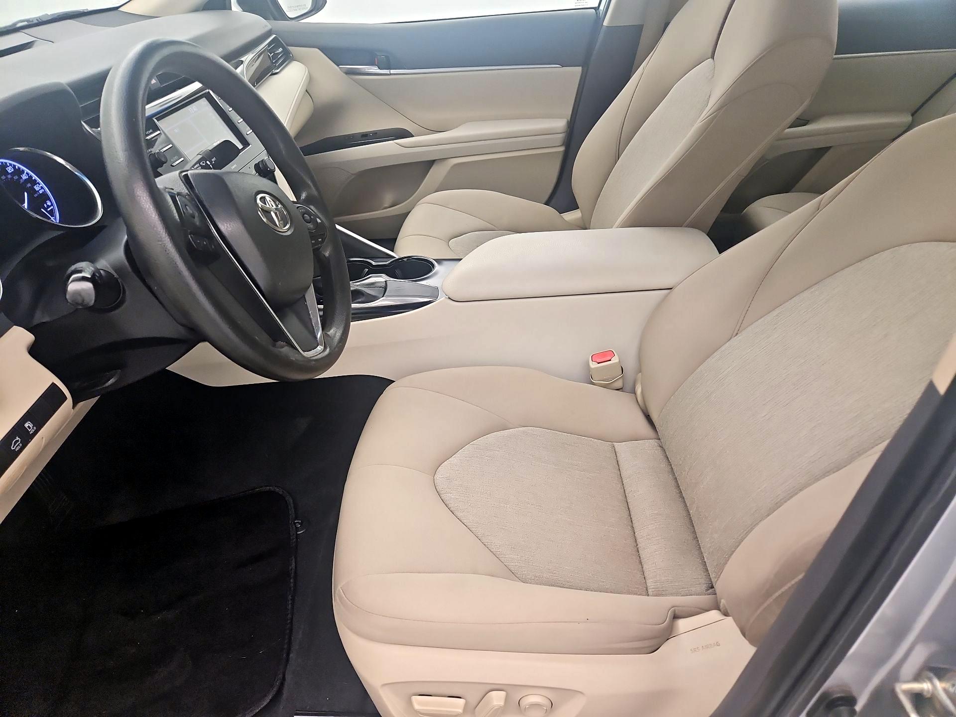 Thumbnail: 2020 Toyota Camry - 11