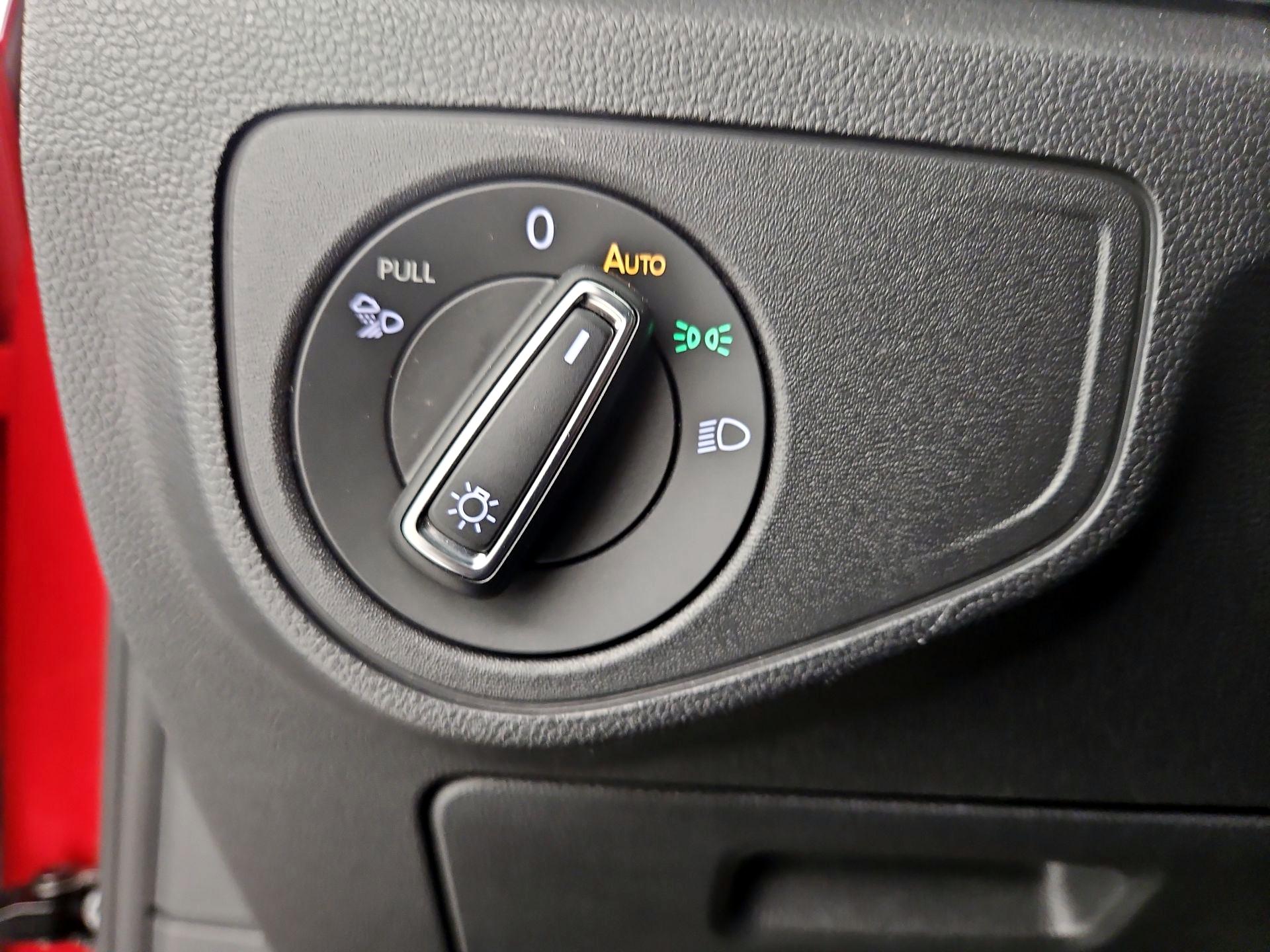 Thumbnail: 2021 Volkswagen Atlas - 13