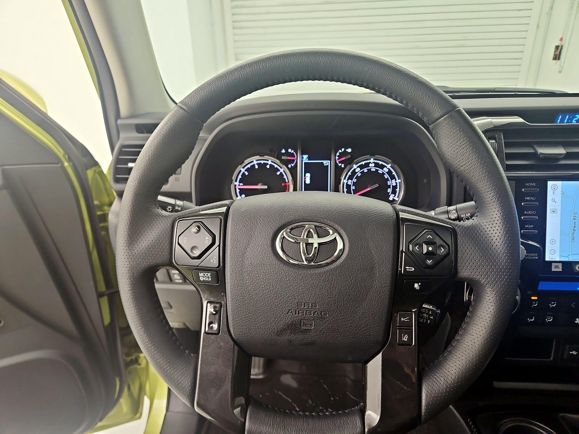 Thumbnail: 2022 Toyota 4Runner - 10