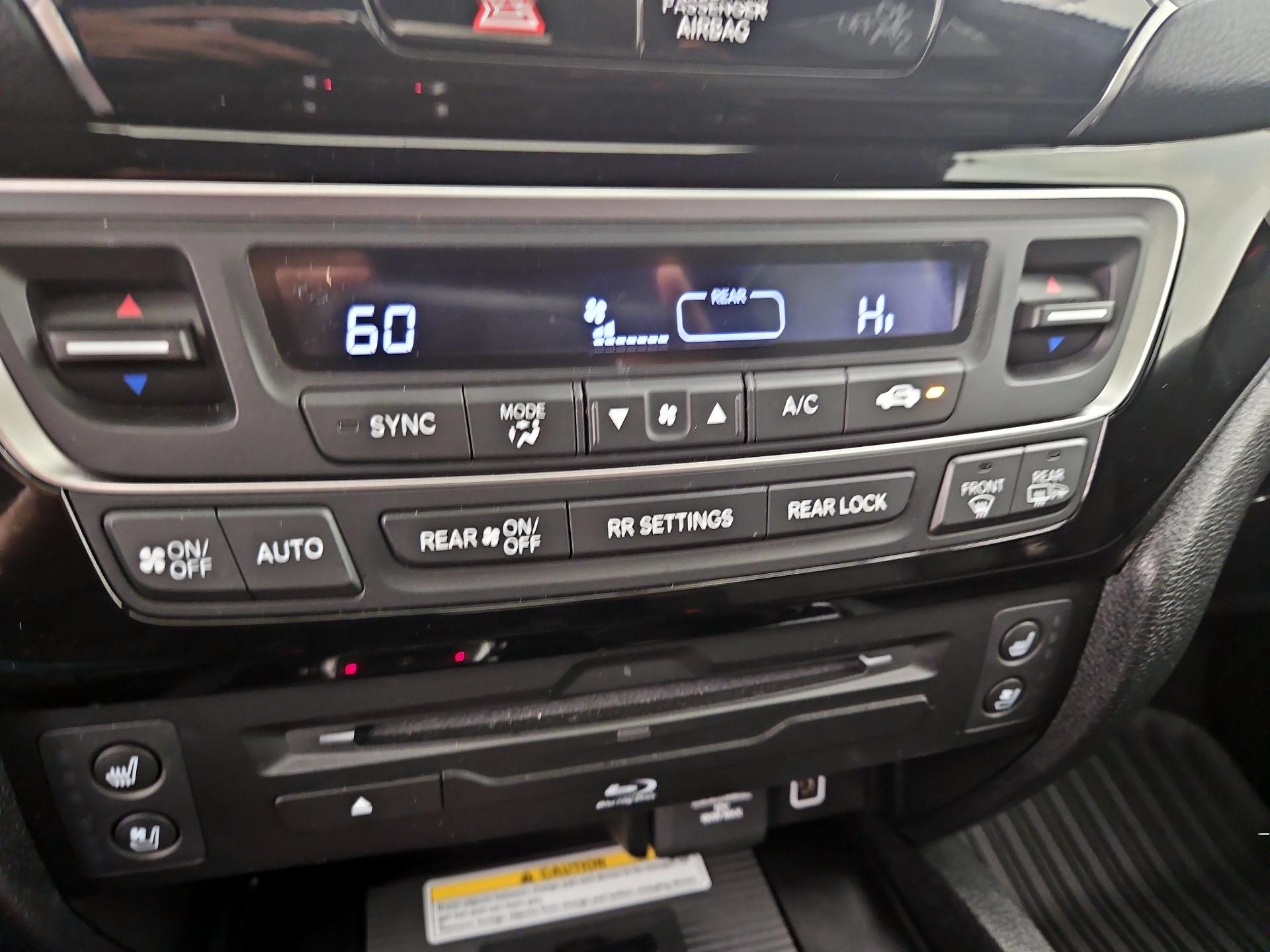 Thumbnail: 2022 Honda Pilot - 17