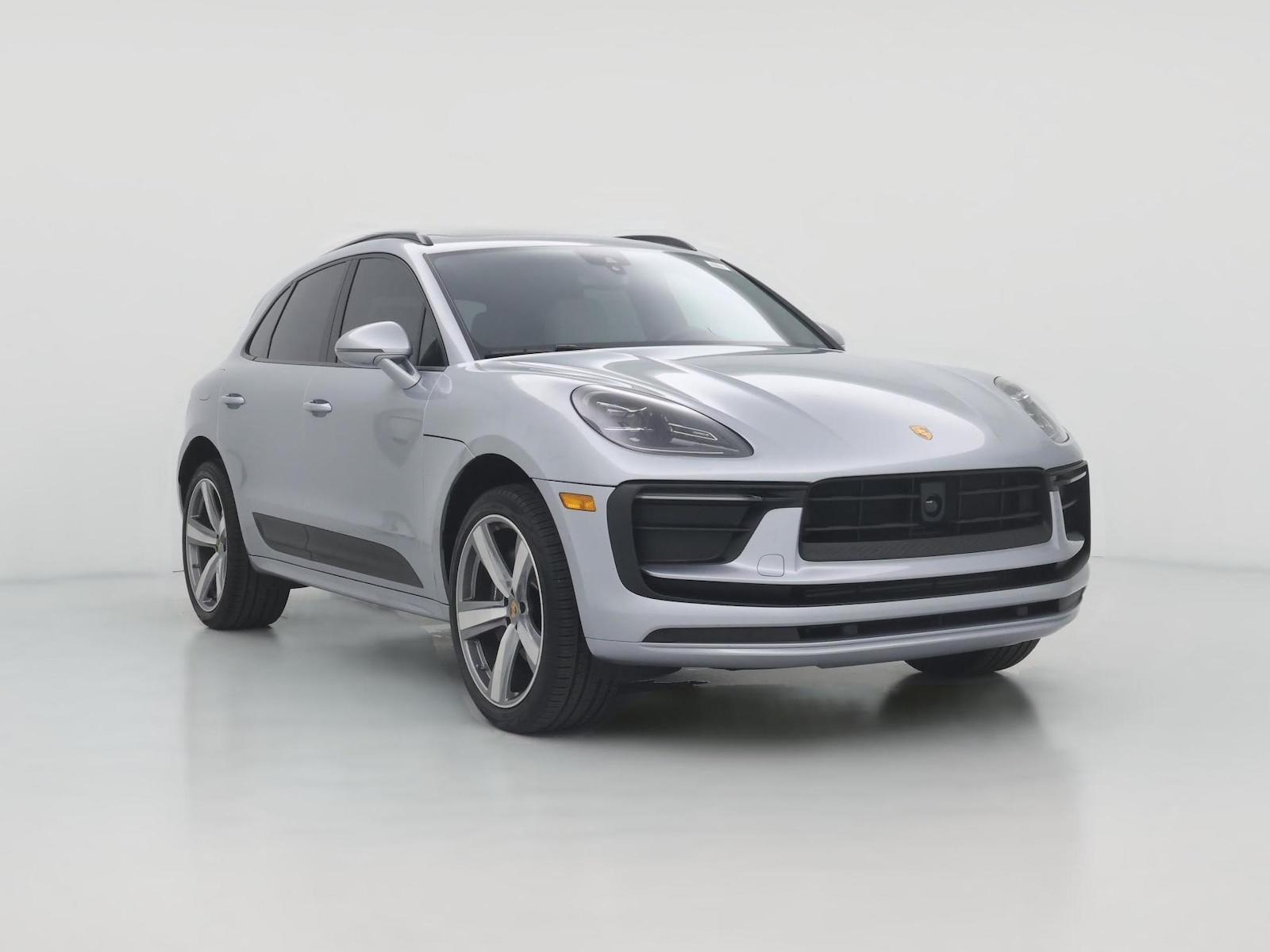 2023 Porsche Macan T