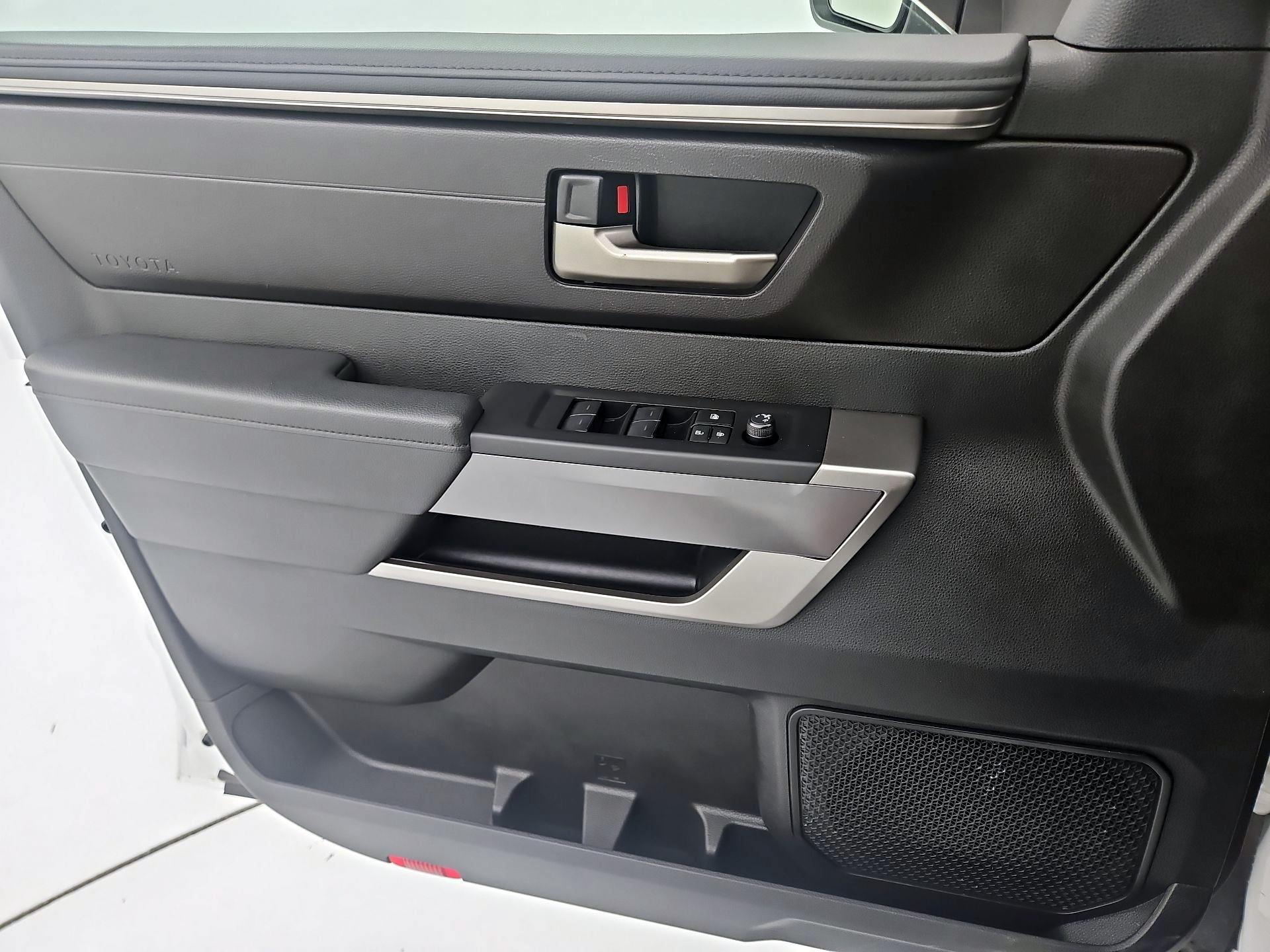 Thumbnail: 2024 Toyota Tundra - 12