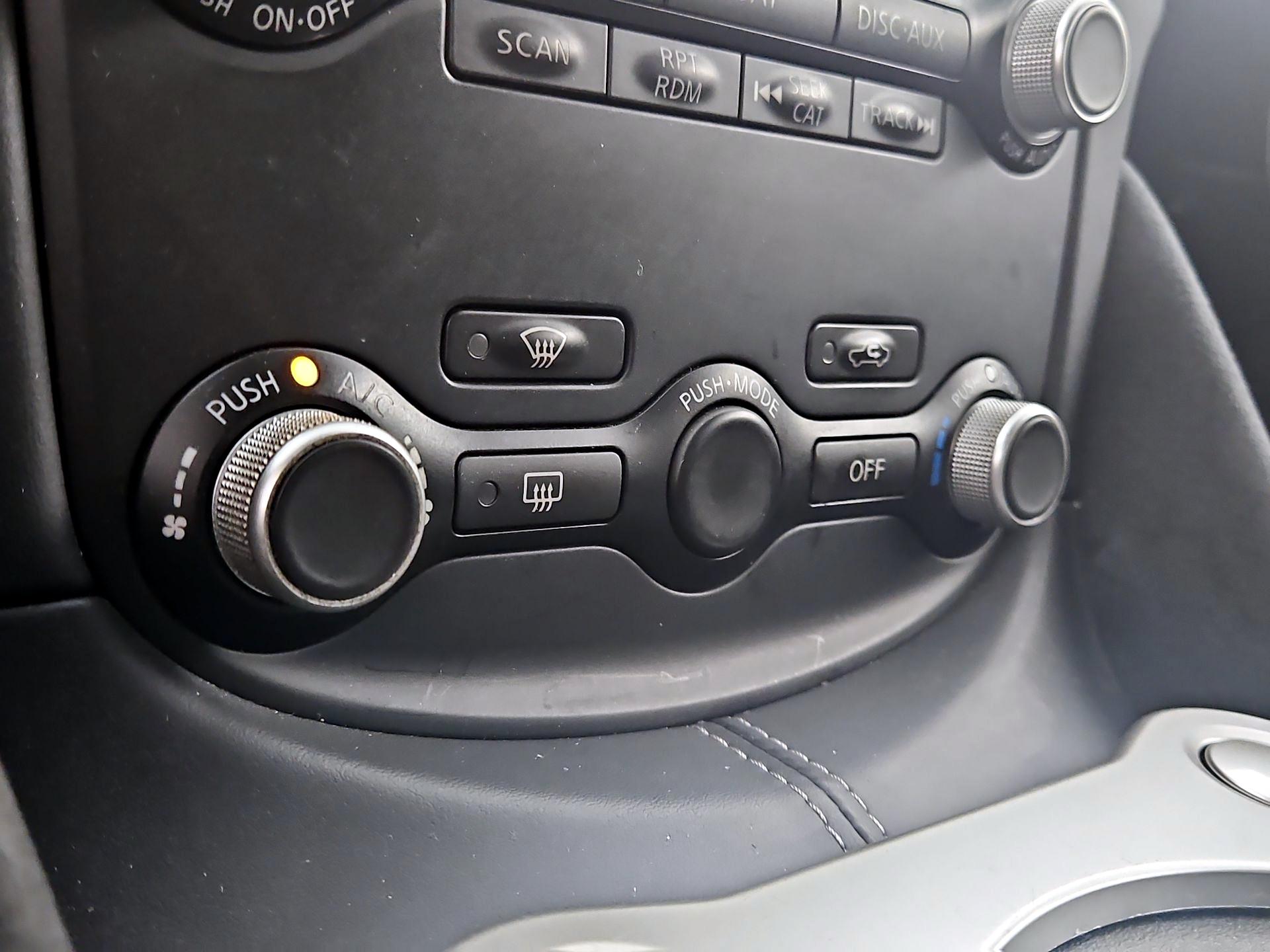 Thumbnail: 2014 Nissan Z - 17