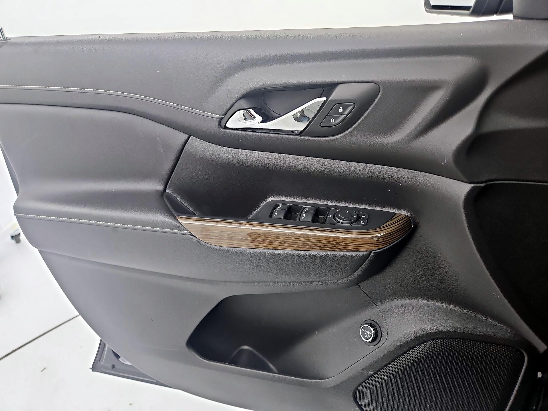 Thumbnail: 2023 GMC Acadia - 12