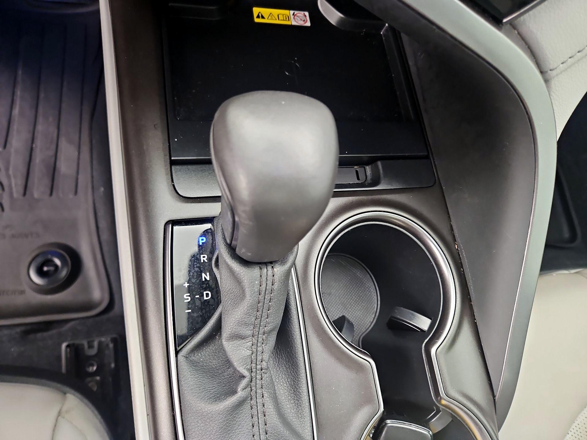 Thumbnail: 2024 Toyota Camry - 17