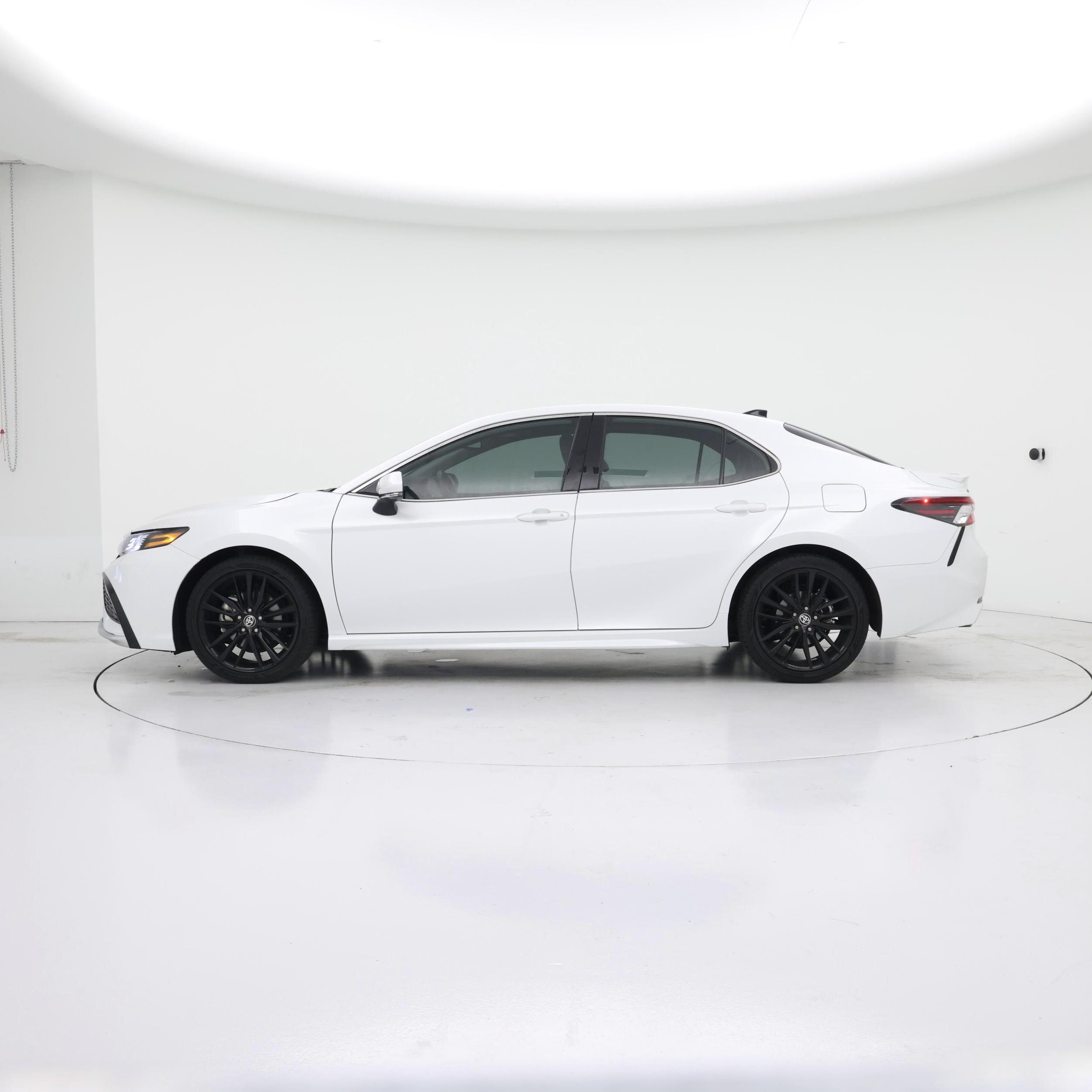 Thumbnail: 2024 Toyota Camry - 3