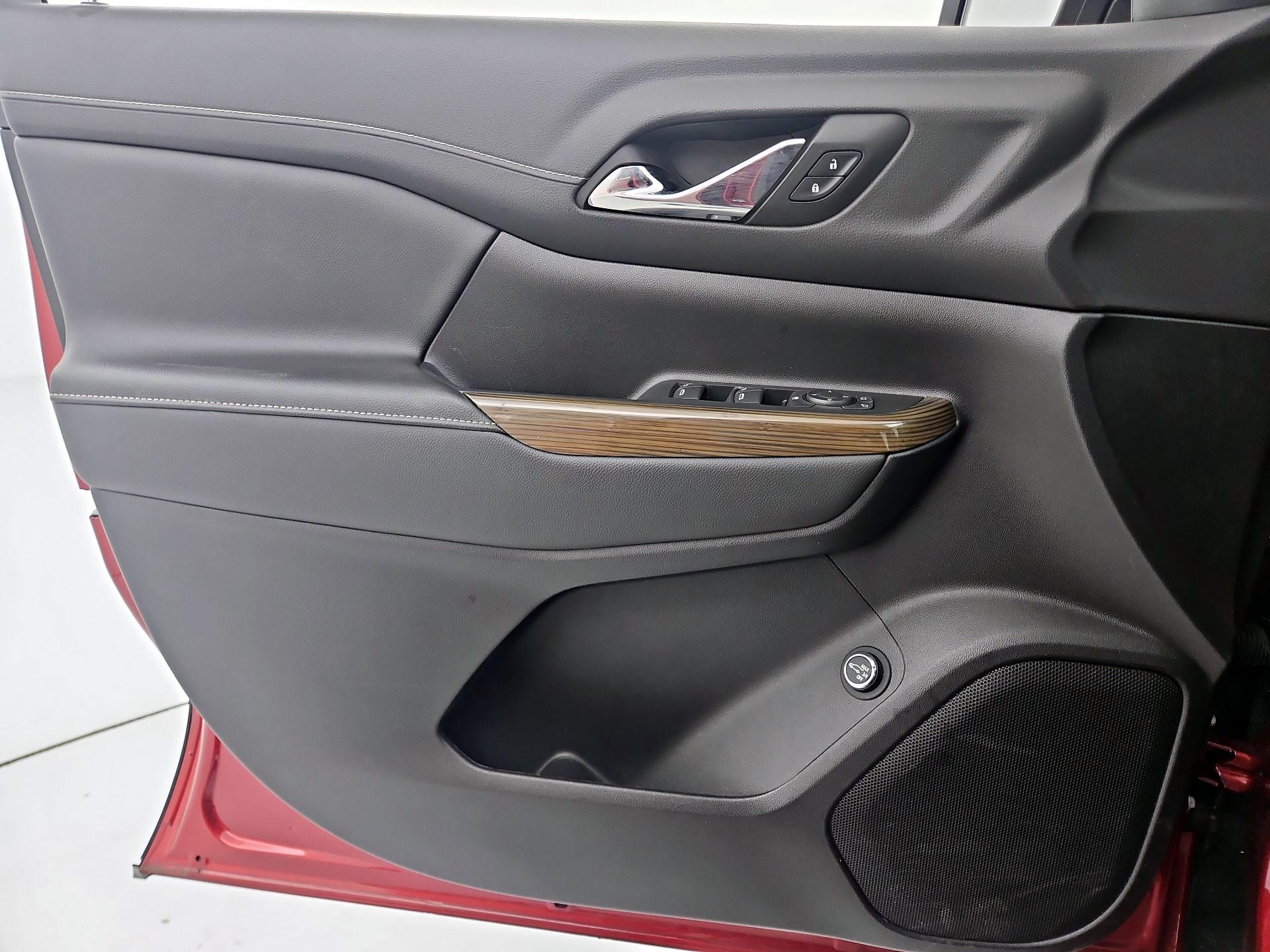 Thumbnail: 2023 GMC Acadia - 12