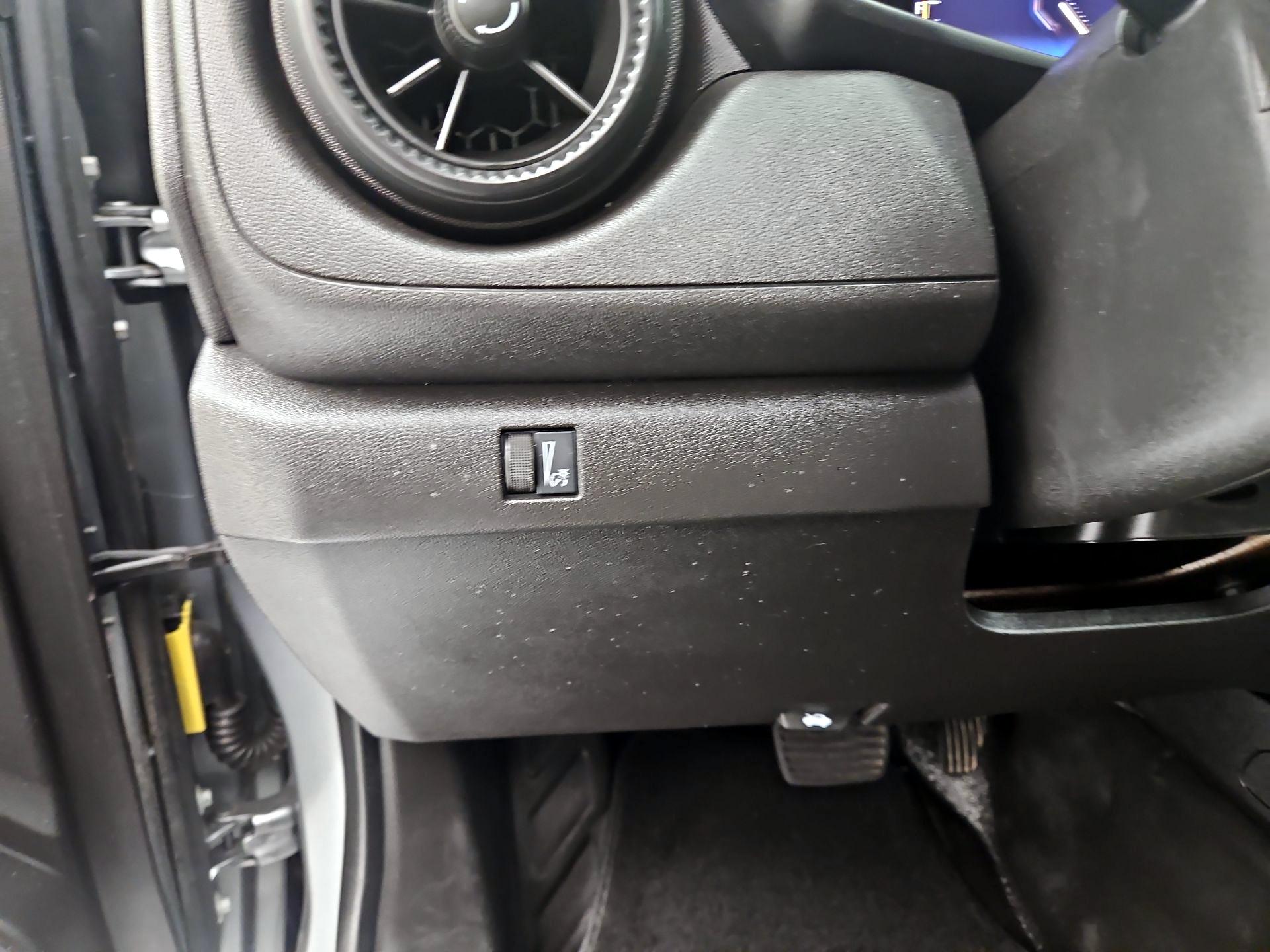 Thumbnail: 2023 Chevrolet Colorado - 13