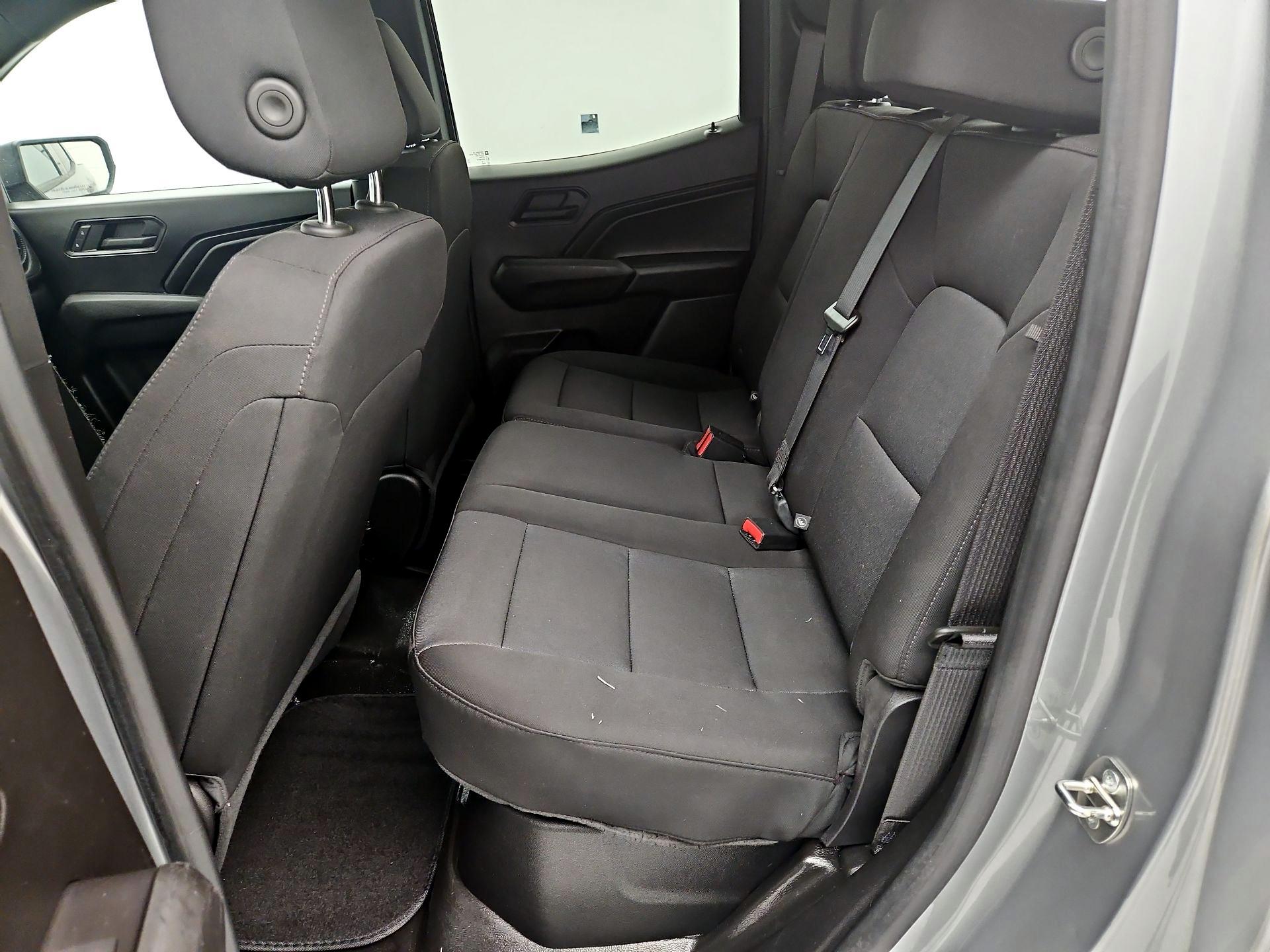 Thumbnail: 2023 Chevrolet Colorado - 20