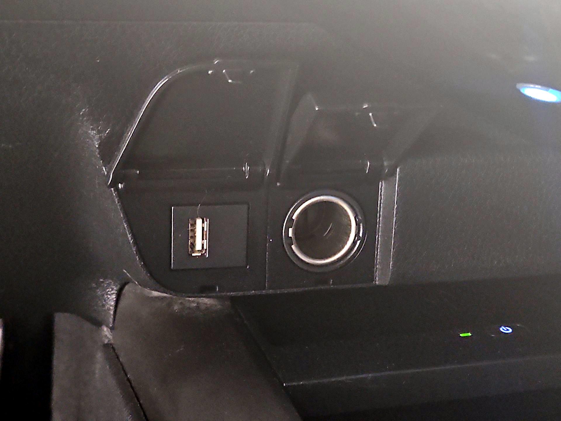 Thumbnail: 2024 Toyota Camry - 18