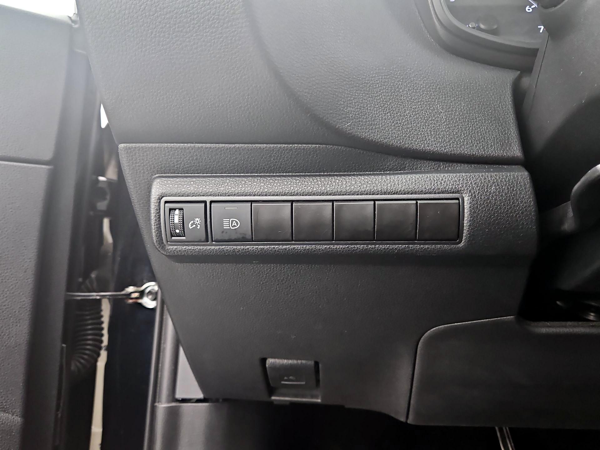 Thumbnail: 2024 Toyota Corolla - 13