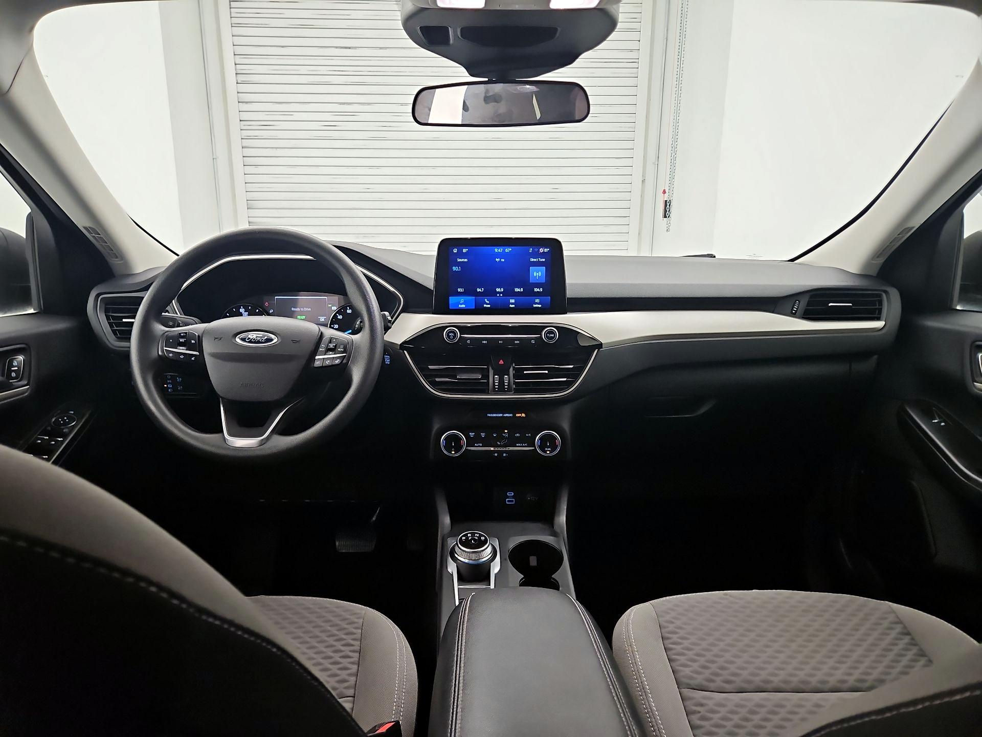 Thumbnail: 2022 Ford Escape - 9