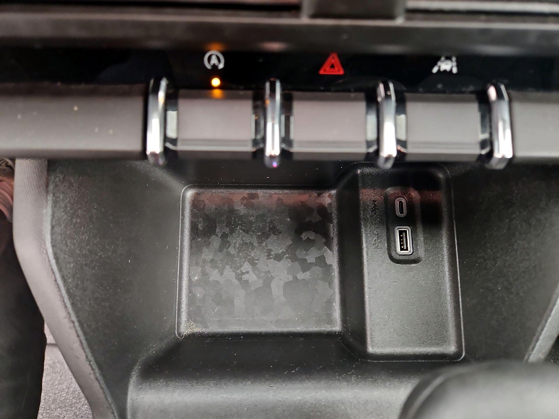 Thumbnail: 2023 Chevrolet Colorado - 18