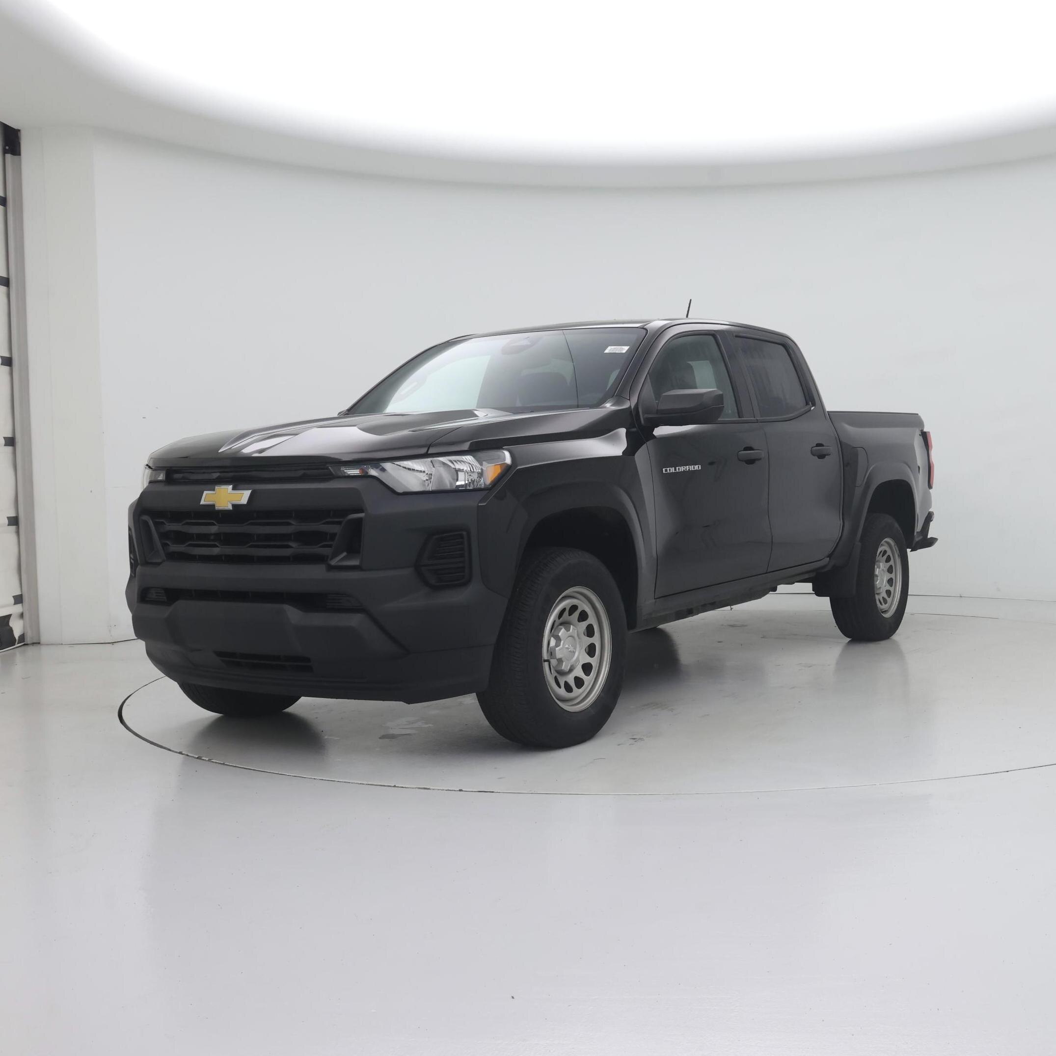 Thumbnail: 2023 Chevrolet Colorado - 4