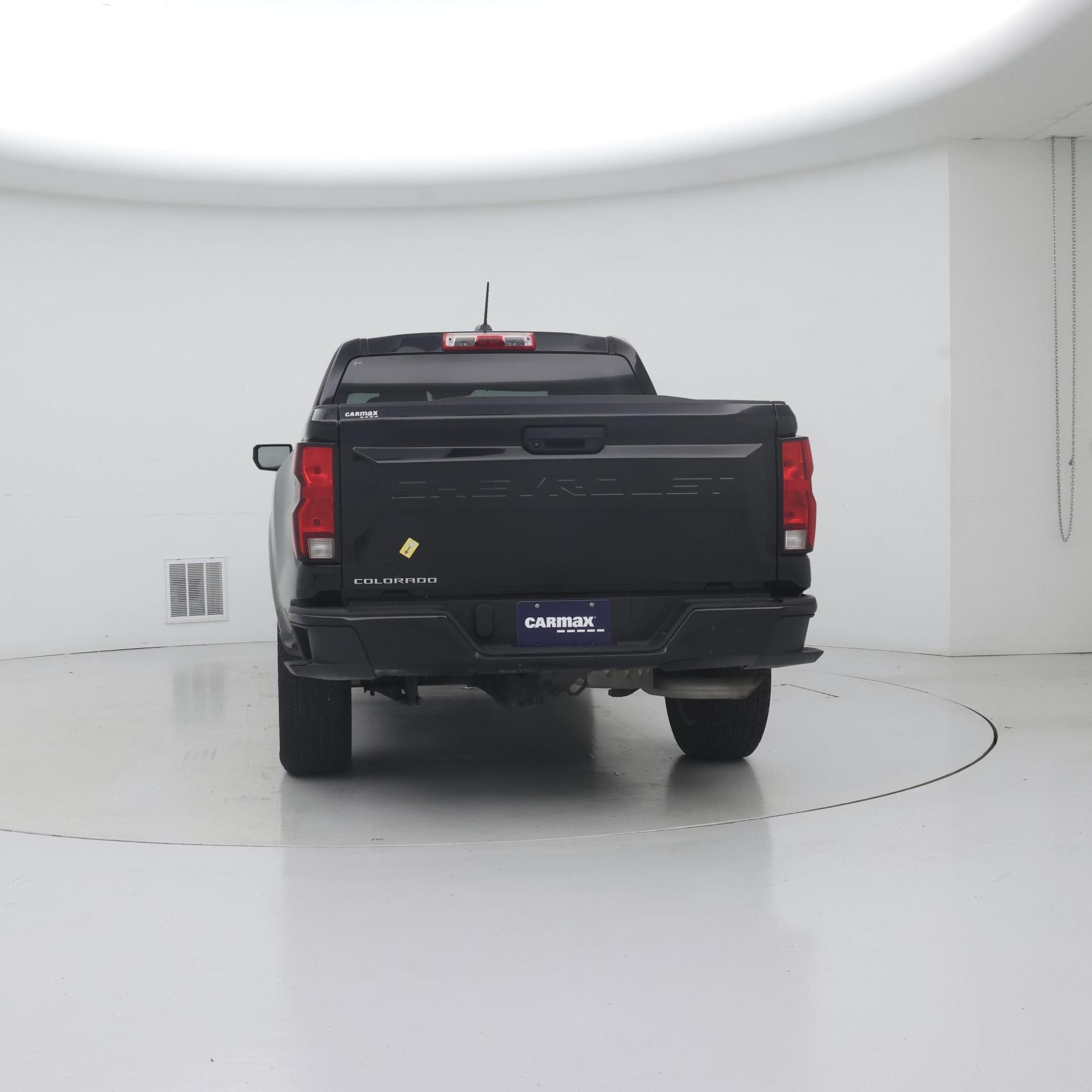 Thumbnail: 2023 Chevrolet Colorado - 6