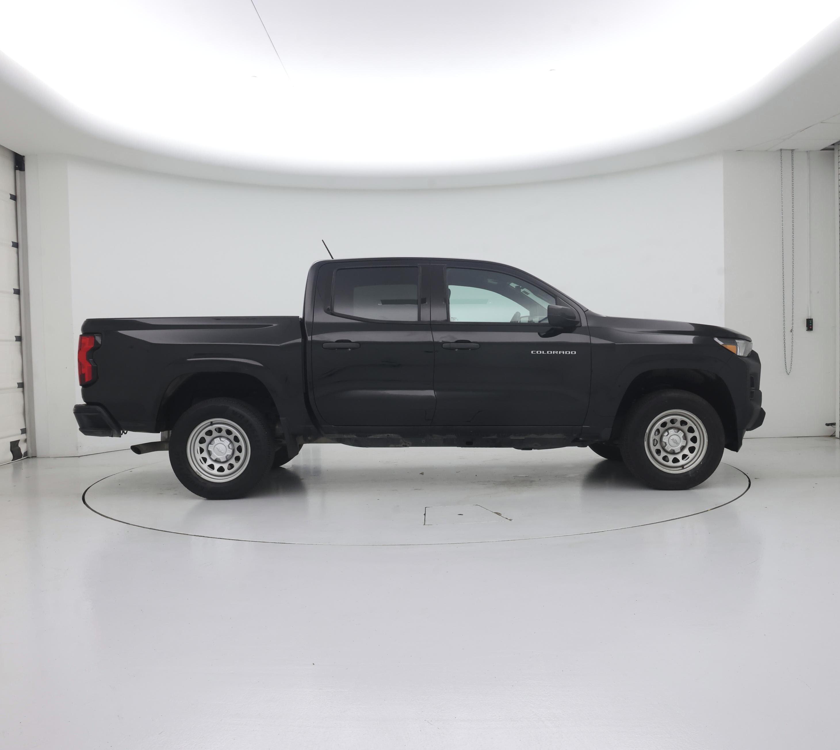 Thumbnail: 2023 Chevrolet Colorado - 7