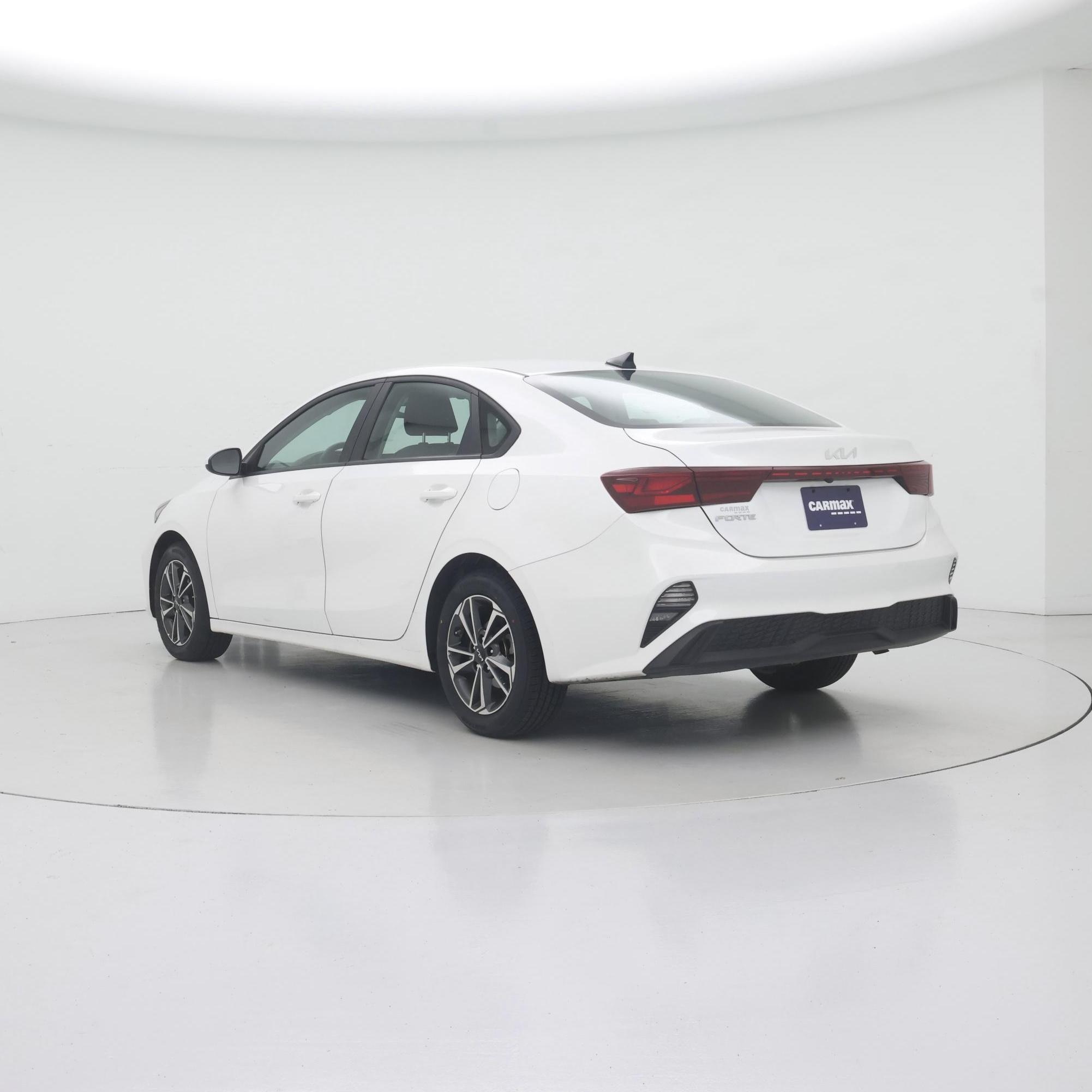 Thumbnail: 2024 Kia Forte - 2