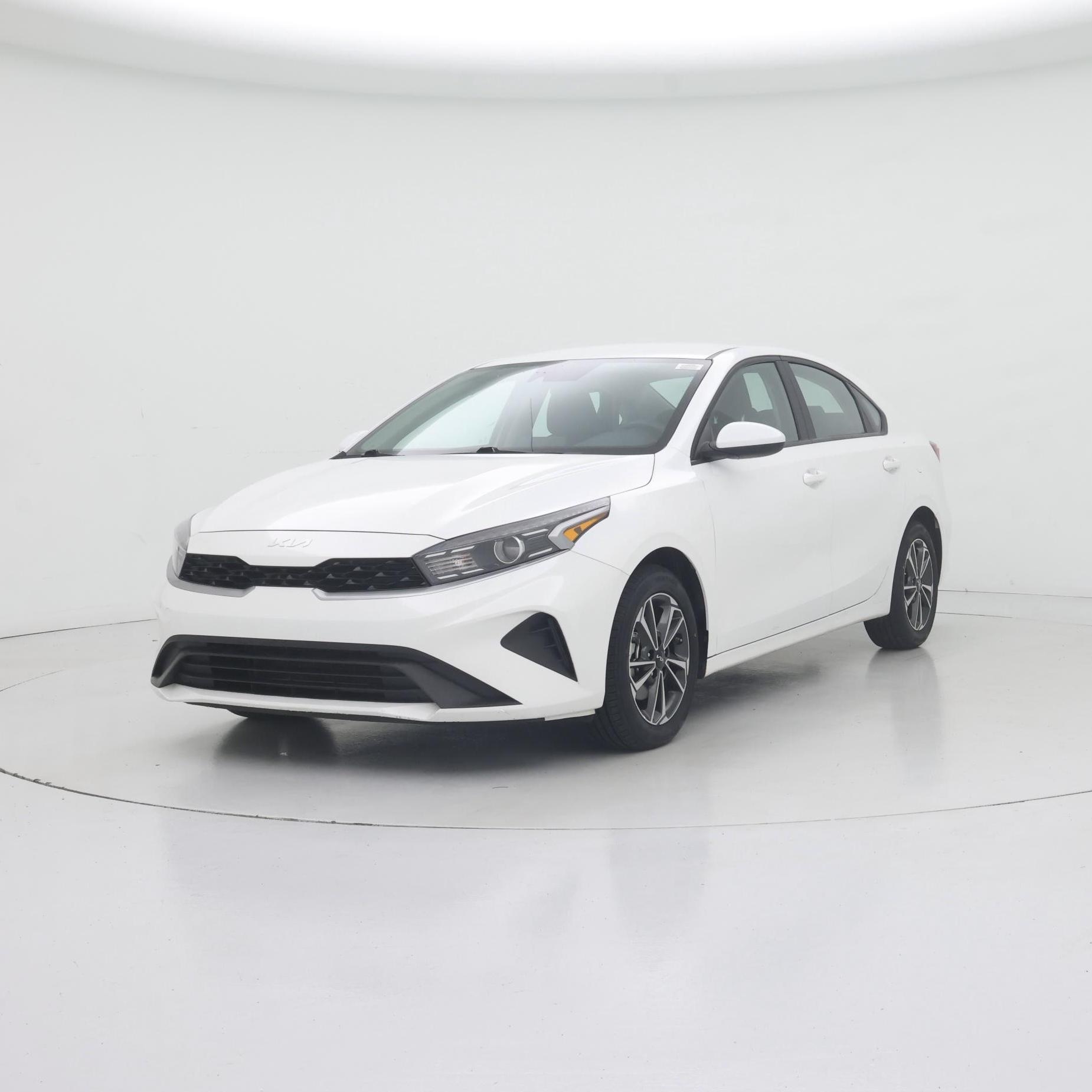 Thumbnail: 2024 Kia Forte - 4