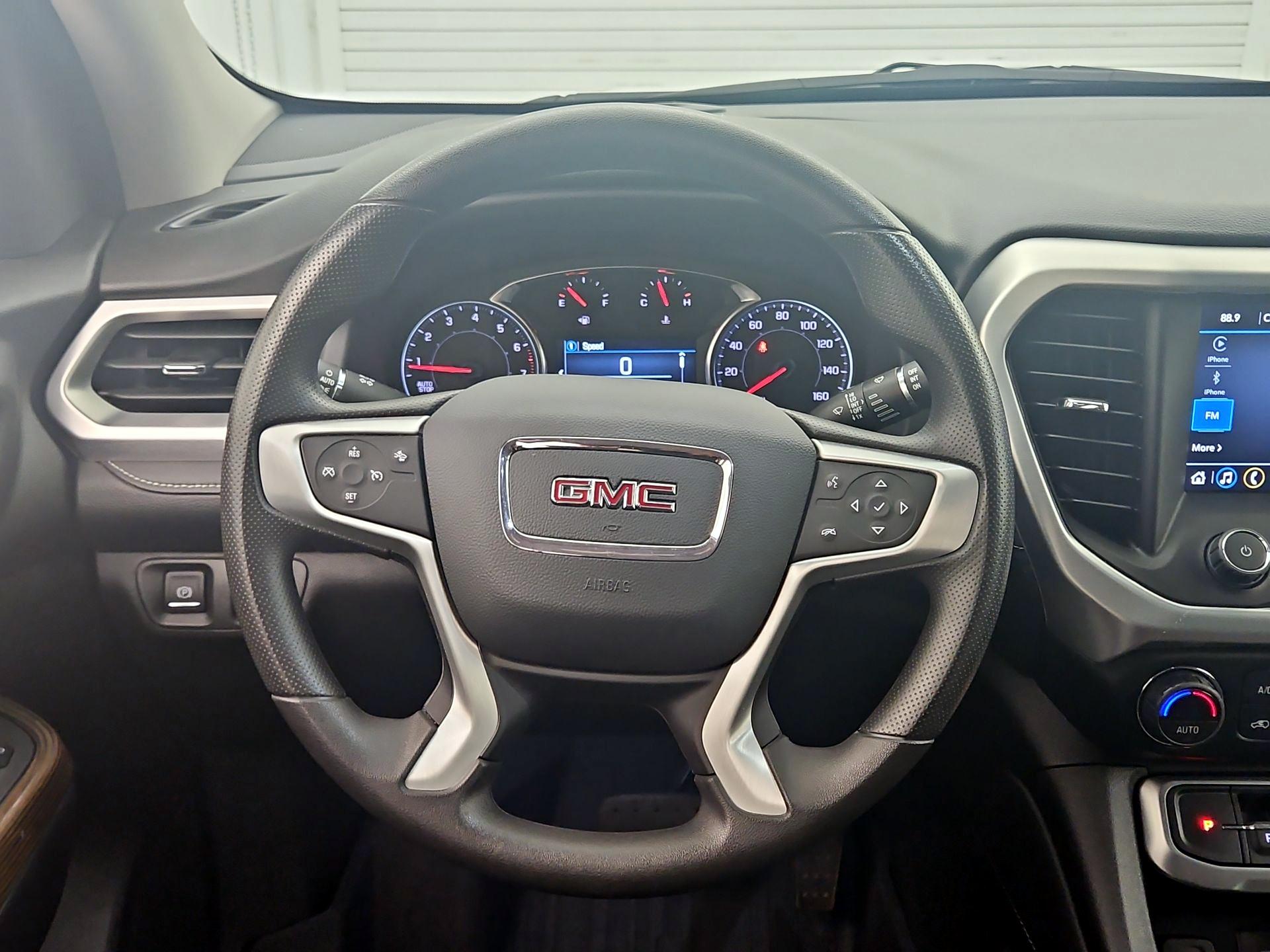 Thumbnail: 2023 GMC Acadia - 10