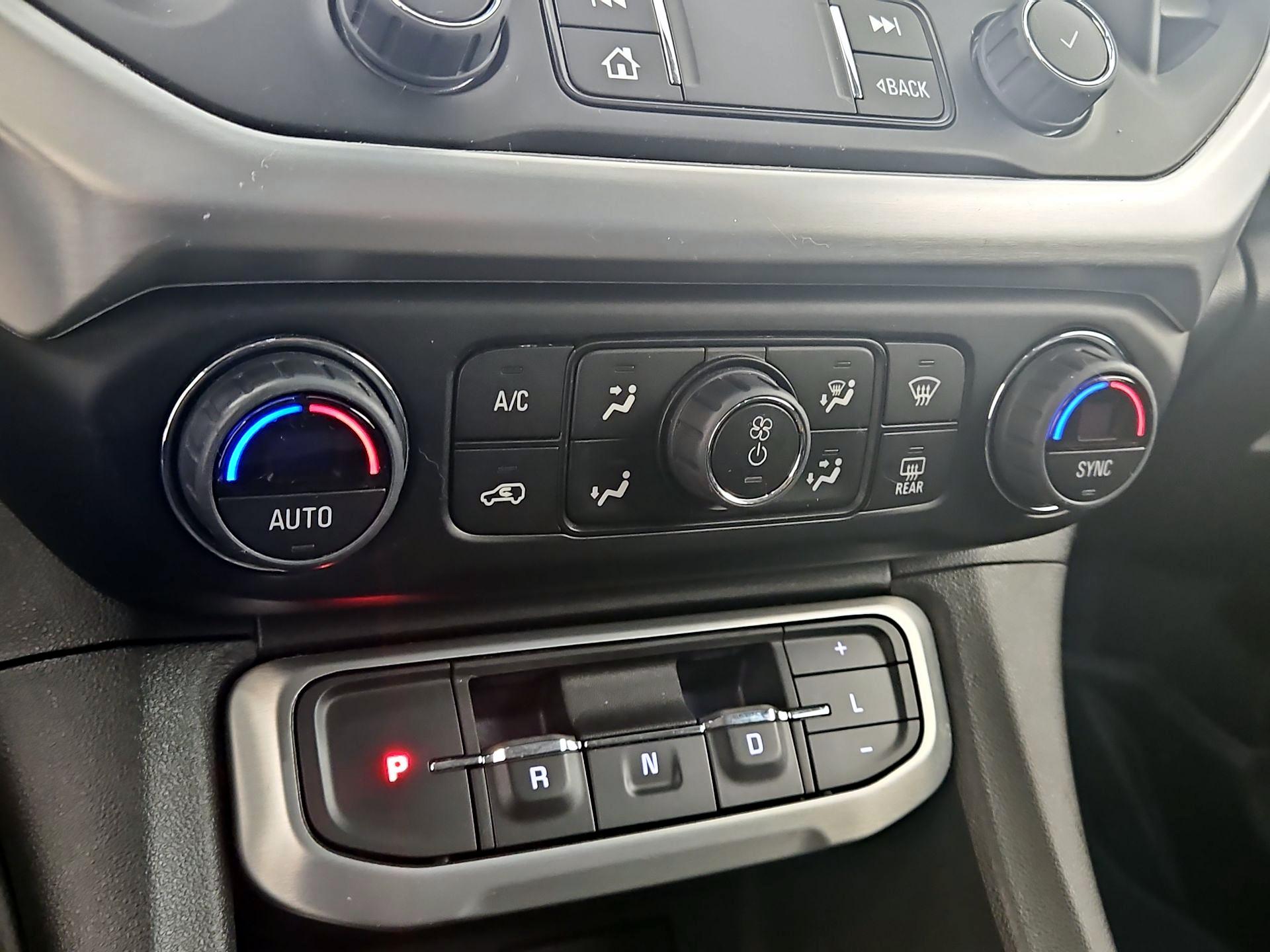 Thumbnail: 2023 GMC Acadia - 16