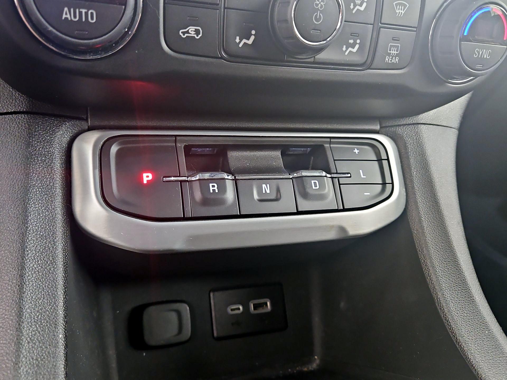 Thumbnail: 2023 GMC Acadia - 17