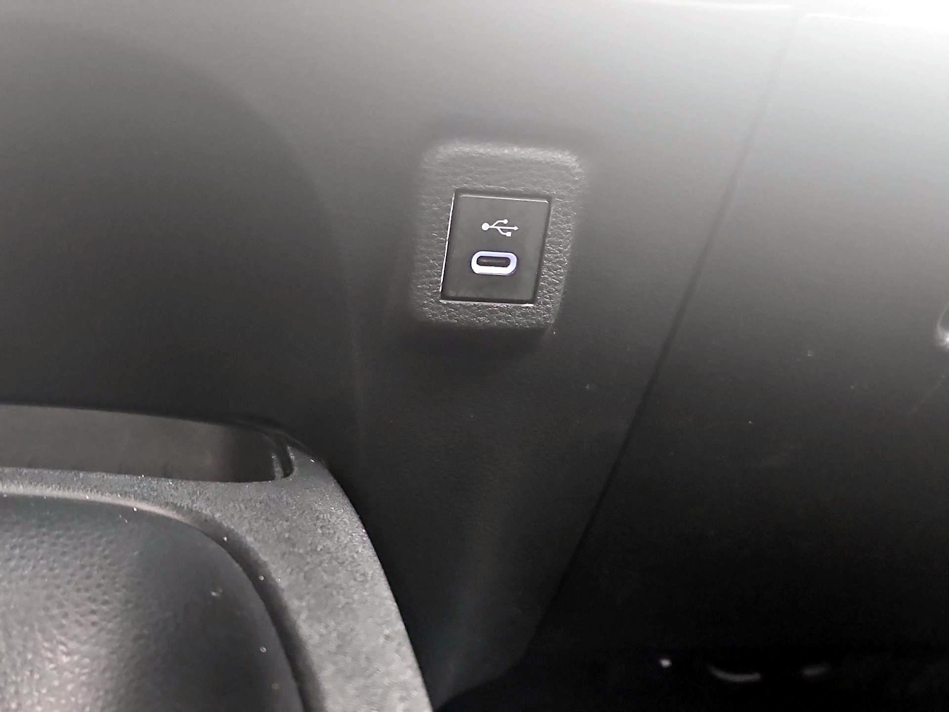 Thumbnail: 2024 Toyota Corolla - 18