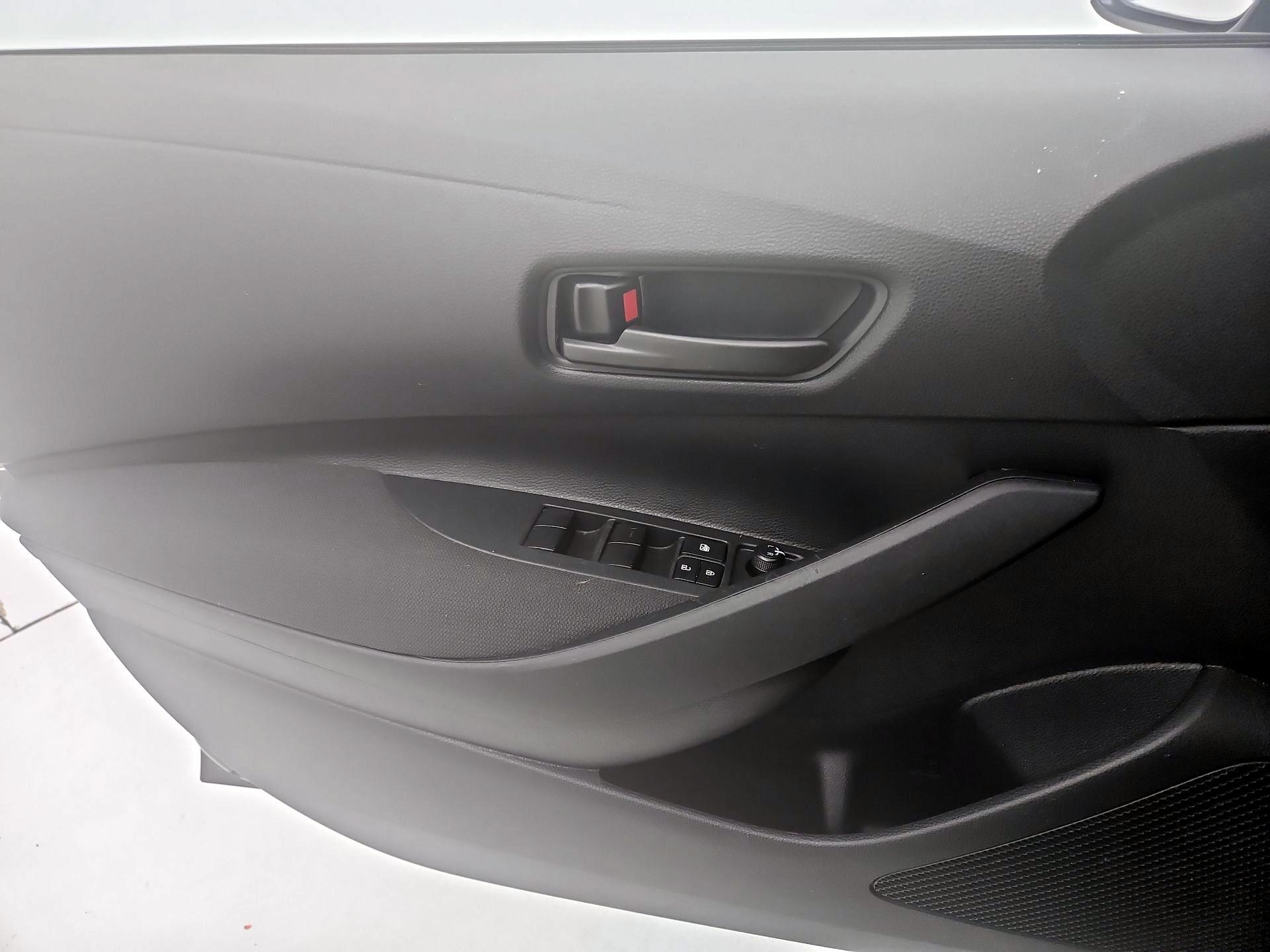 Thumbnail: 2025 Toyota Corolla - 12