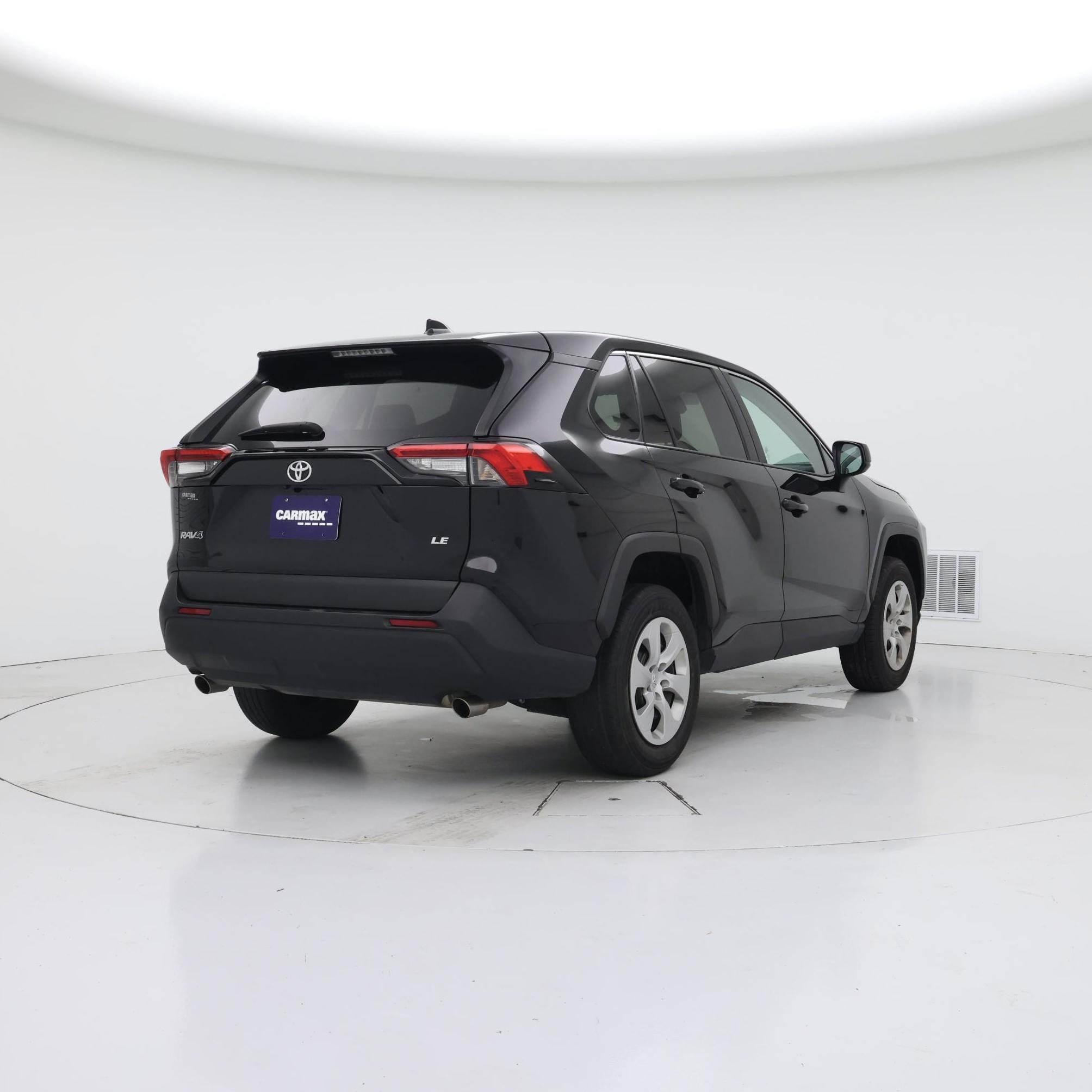 Thumbnail: 2024 Toyota RAV4 - 8