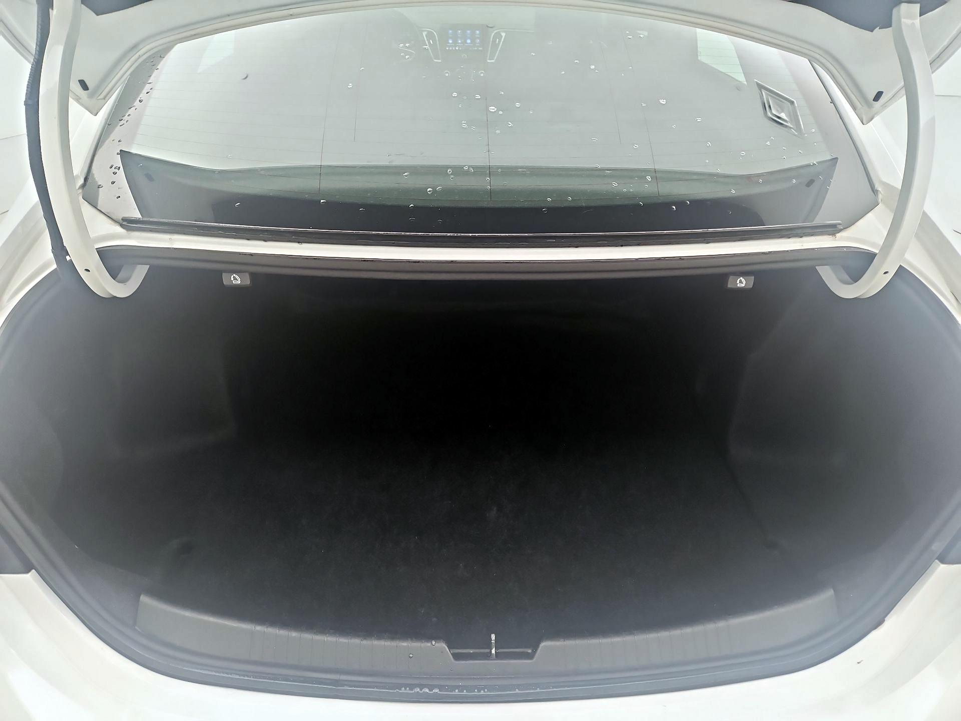 Thumbnail: 2024 Chevrolet Malibu - 20