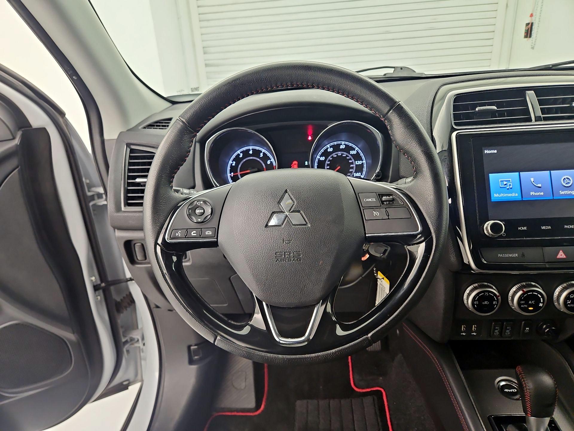 Thumbnail: 2023 Mitsubishi Outlander Sport - 10