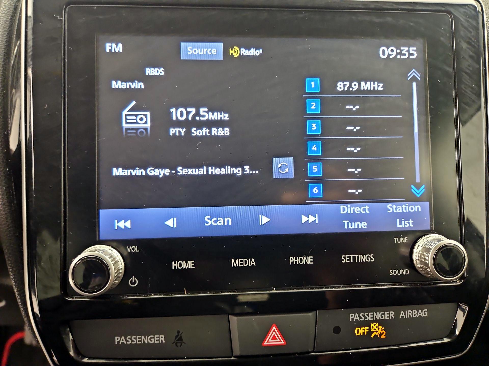 Thumbnail: 2023 Mitsubishi Outlander Sport - 15