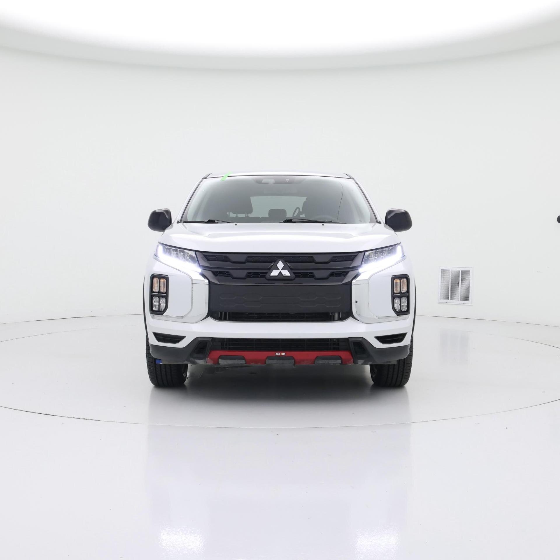 Thumbnail: 2023 Mitsubishi Outlander Sport - 5