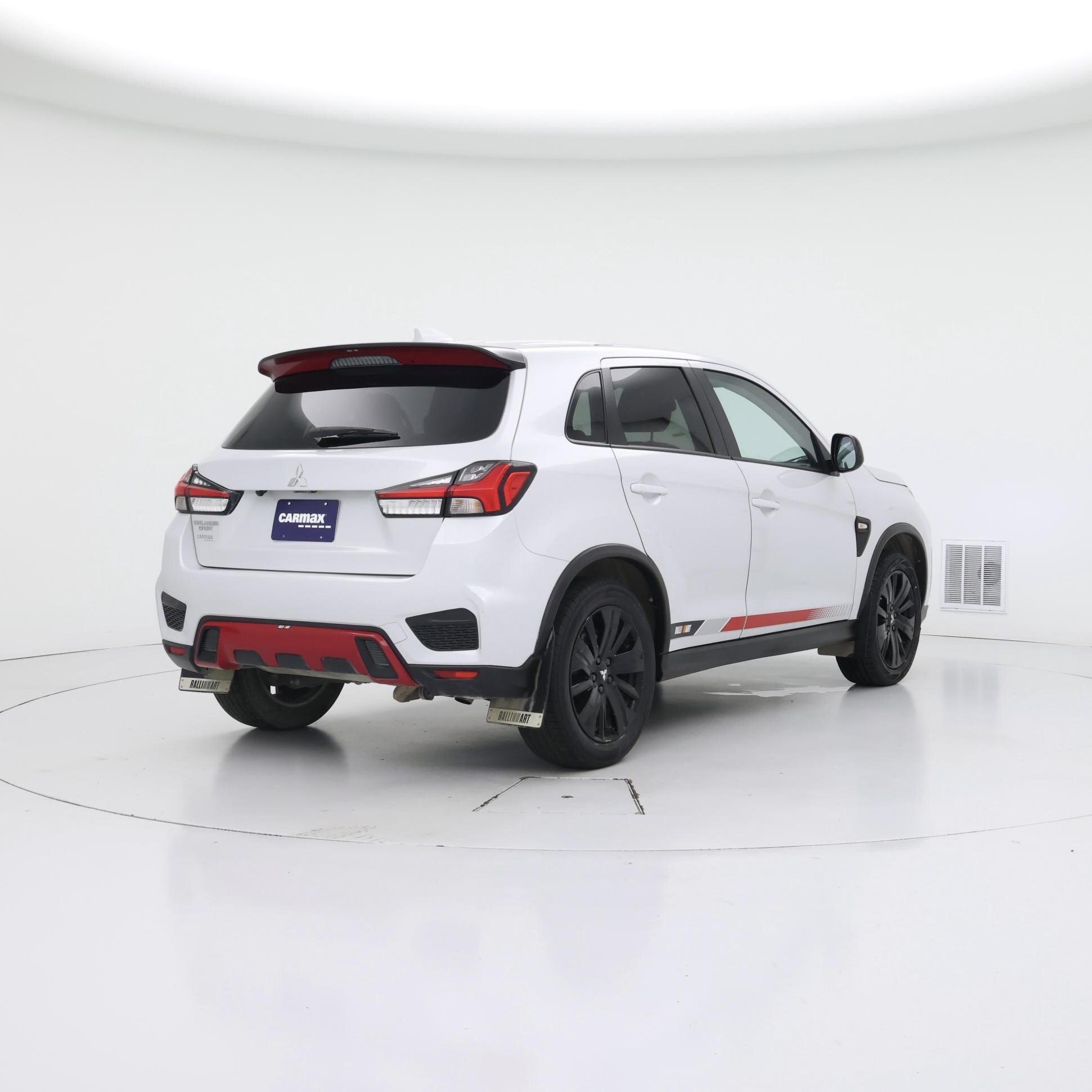 Thumbnail: 2023 Mitsubishi Outlander Sport - 8