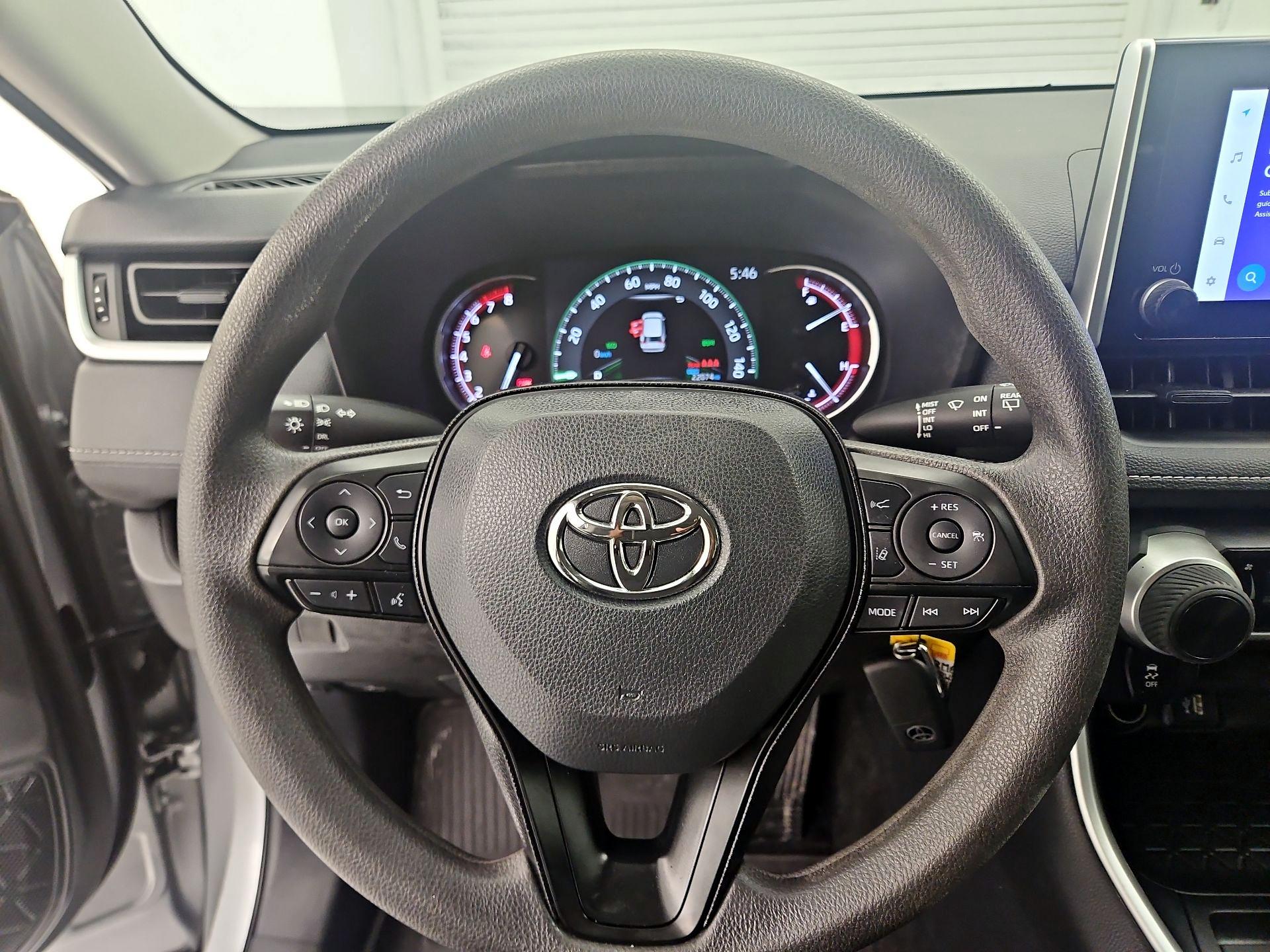 Thumbnail: 2024 Toyota RAV4 - 10