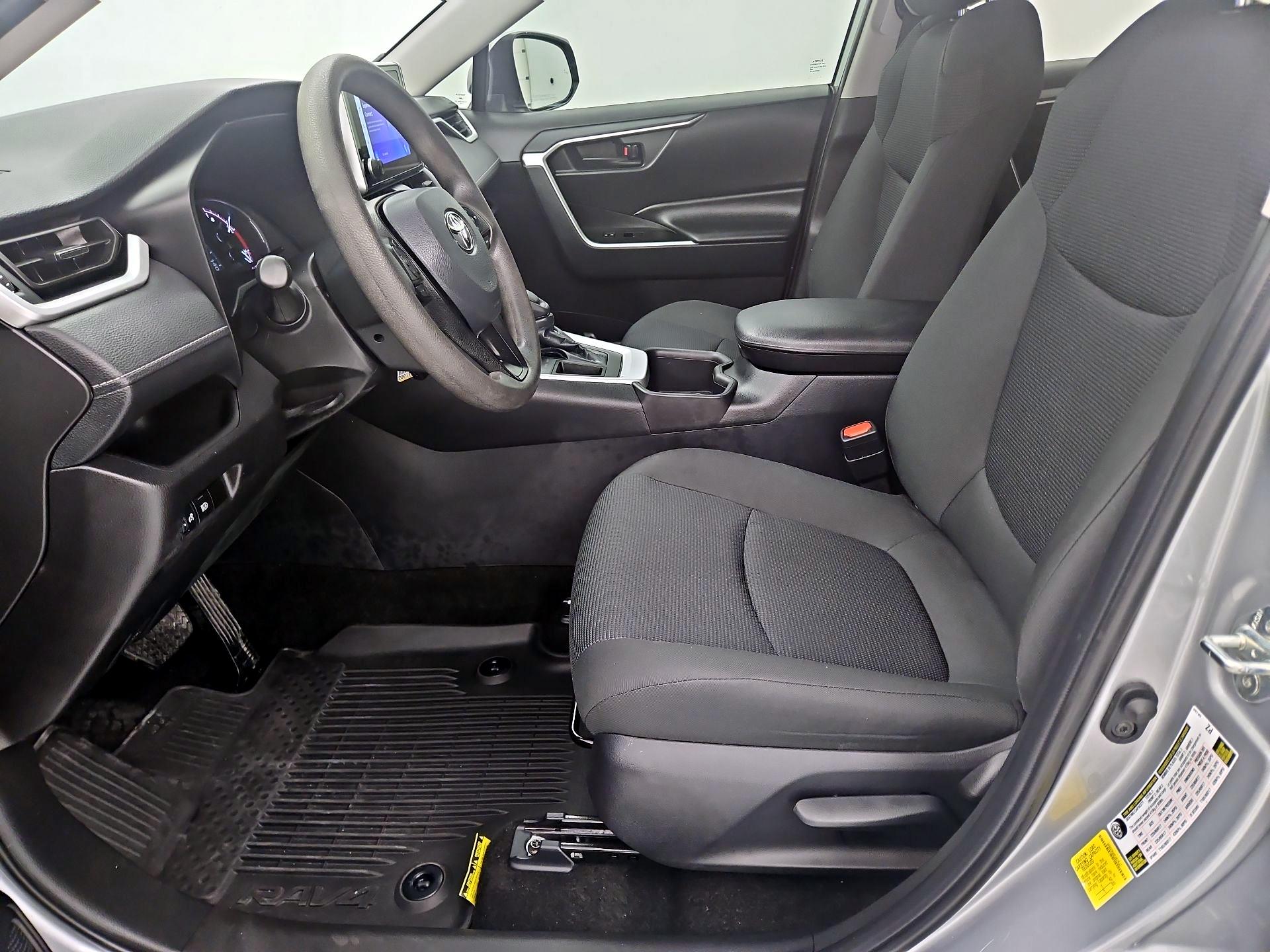 Thumbnail: 2024 Toyota RAV4 - 11